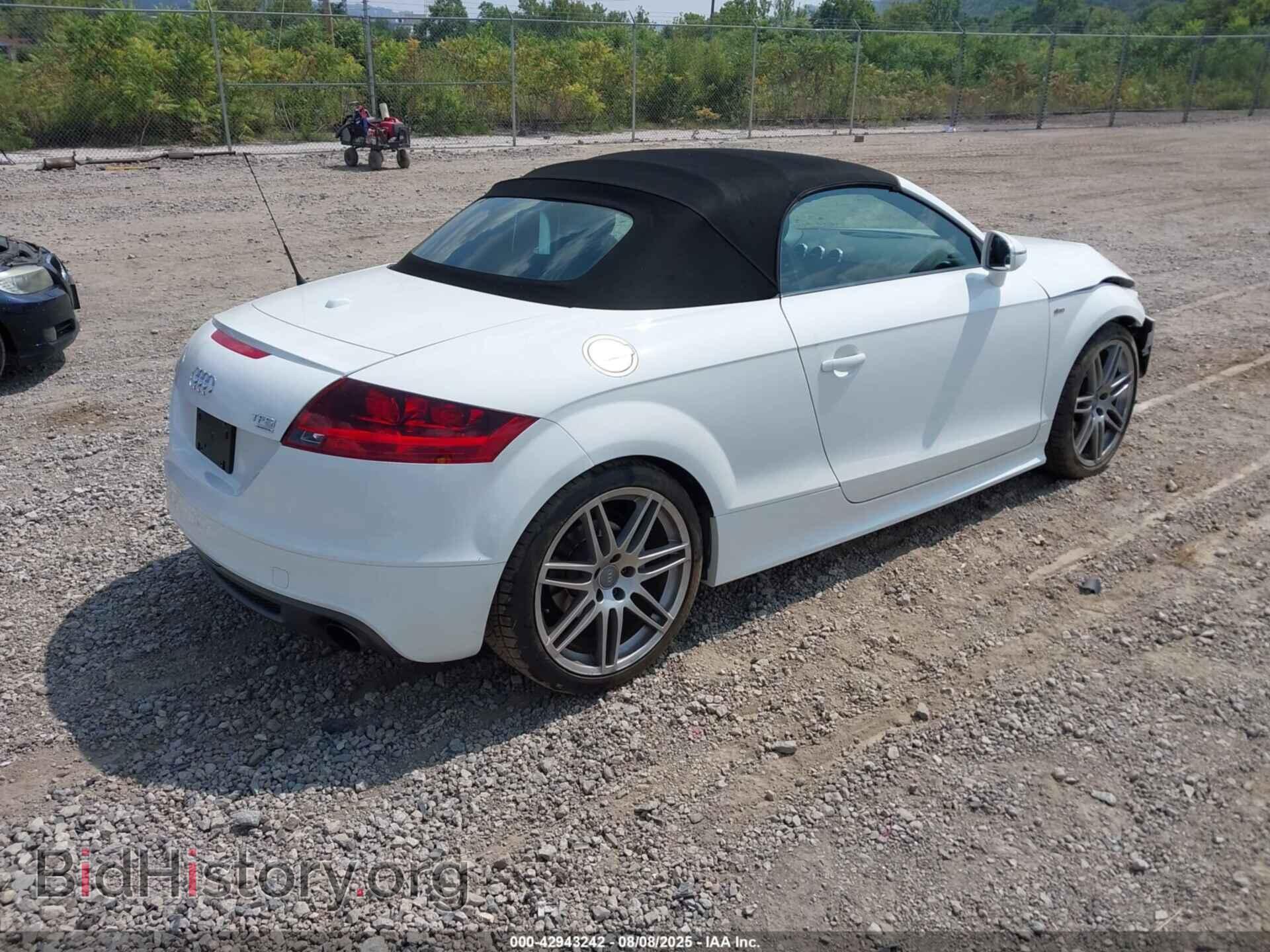 2011 AUDI TT - VIN: TRUSFAFK7B1012476 - Фото 4