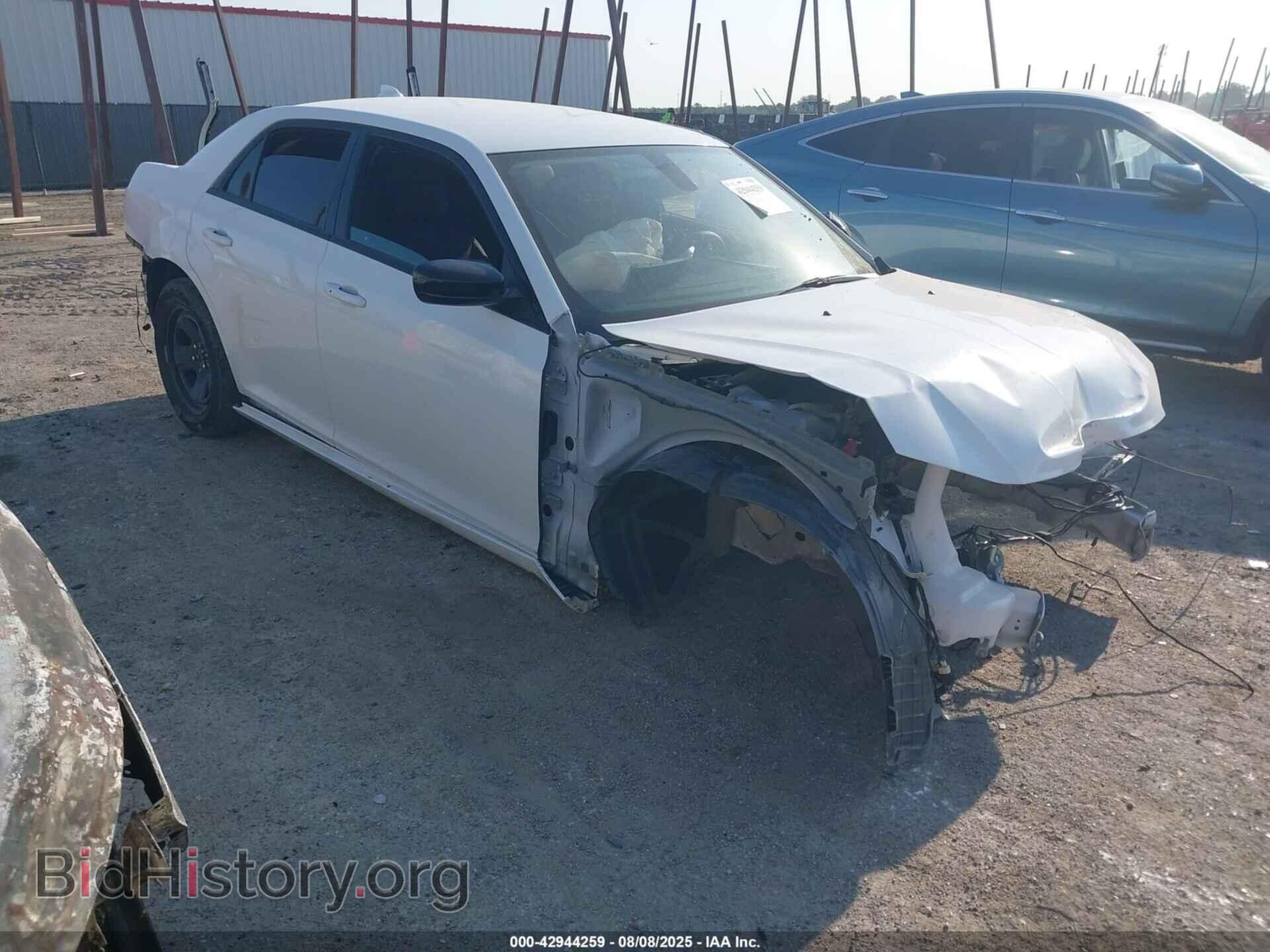 Photo 2C3CCAAG2PH648701 - CHRYSLER 300 2023