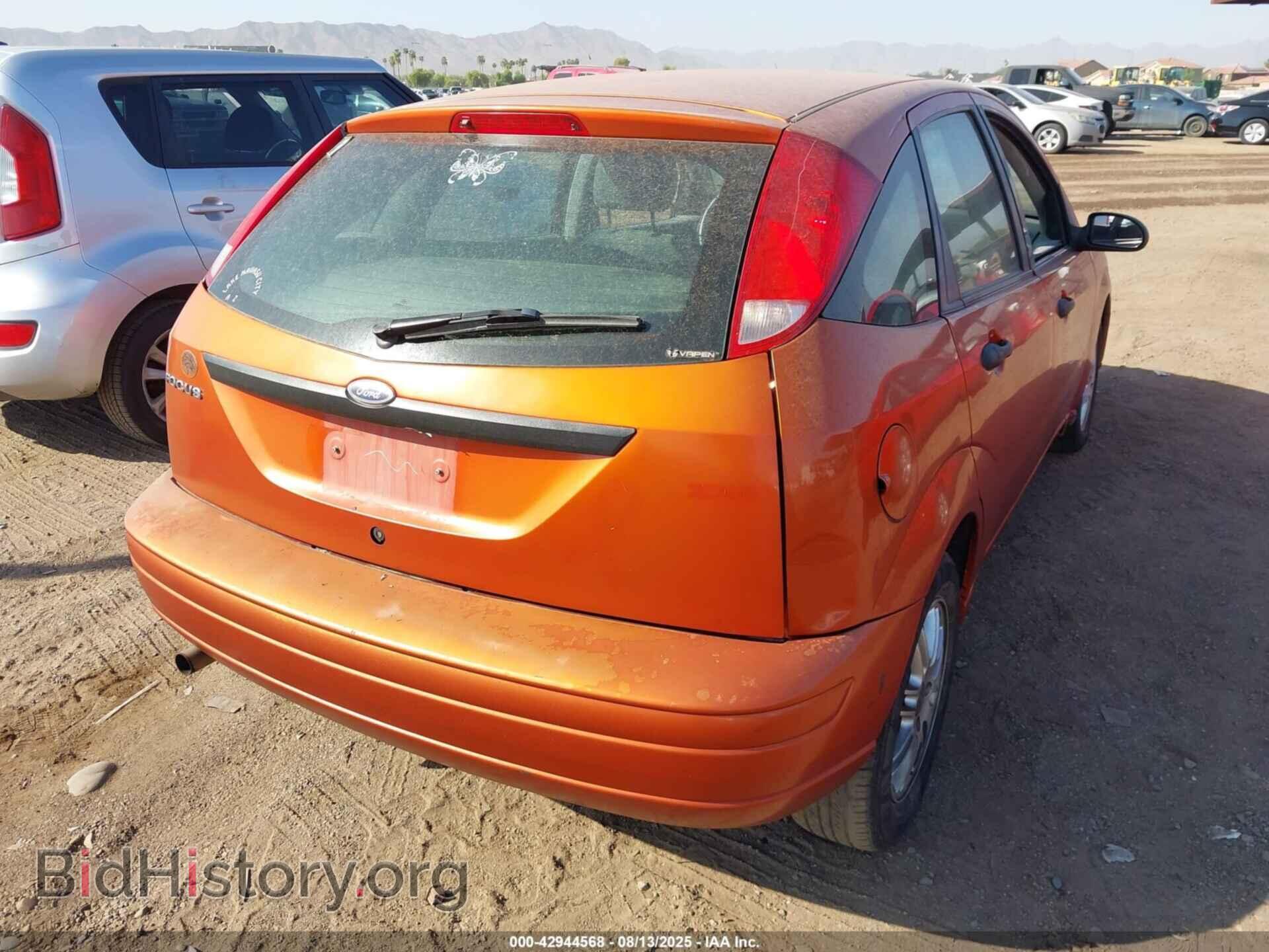 2005 FORD FOCUS - VIN: 3FAFP37N35R117030 - Фото 4