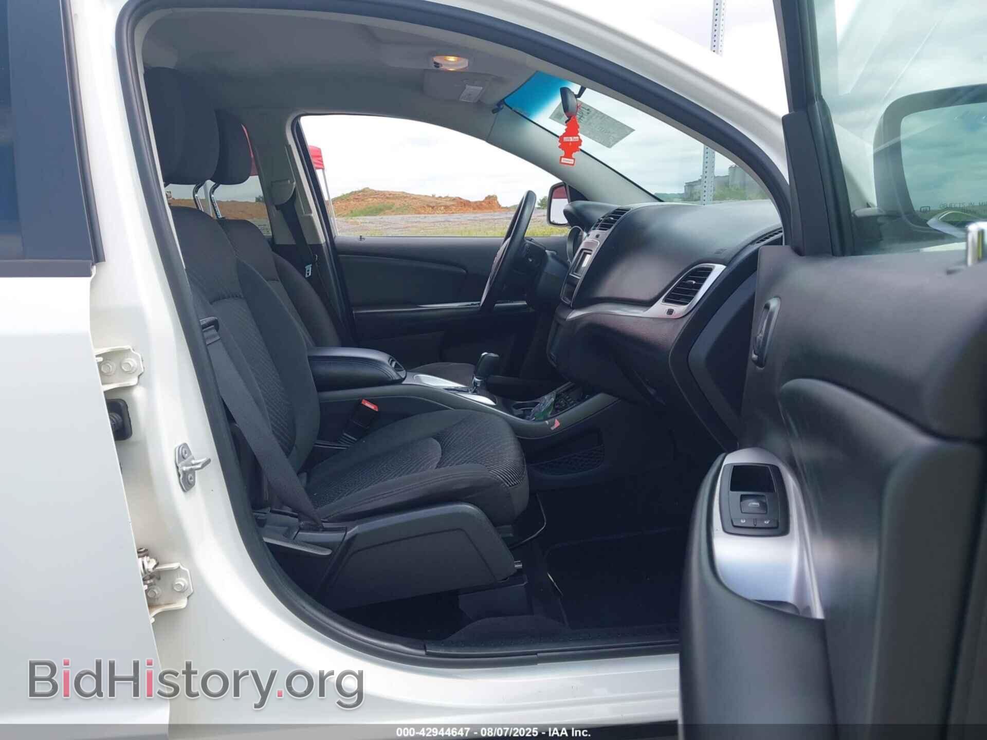 2017 DODGE JOURNEY - VIN: 3C4PDCBG1HT591212 - Фото 5