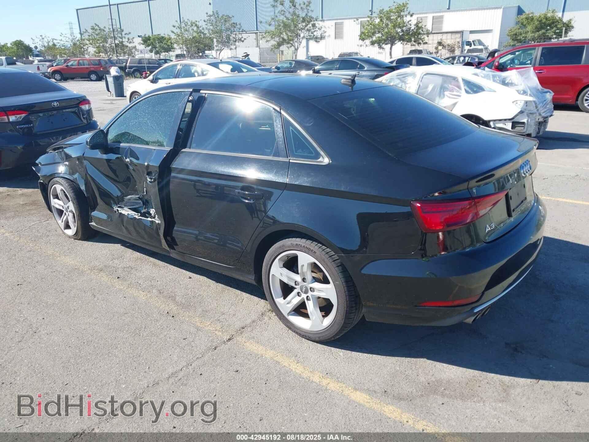 2018 AUDI A3 - VIN: WAUAUGFF4J1029040 - Фото 3