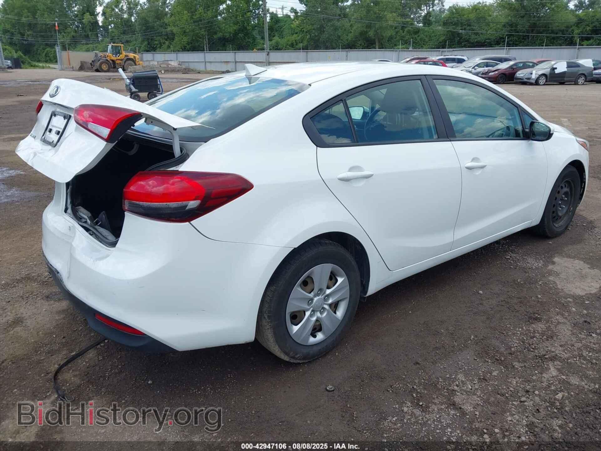 2017 KIA FORTE - VIN: 3KPFK4A74HE065525 - Фото 4