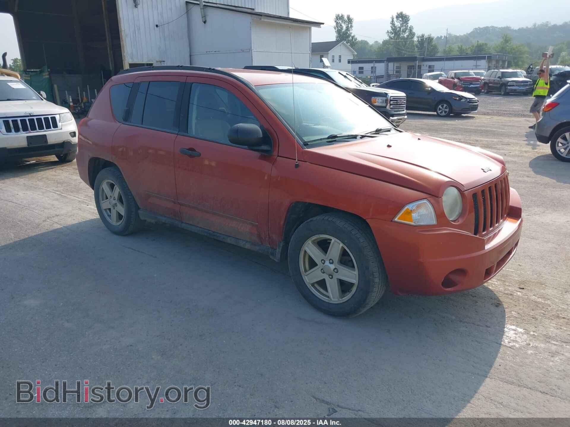 Фотография 1J4FF47B39D207991 - JEEP COMPASS 2009