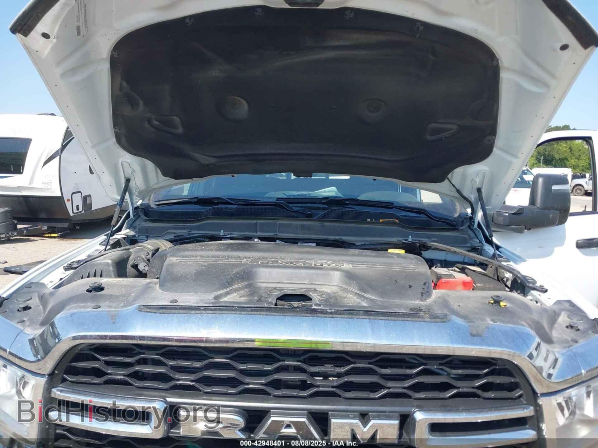 2024 RAM 2500 - VIN: 3C6UR5HL2RG359773 - Фото 10