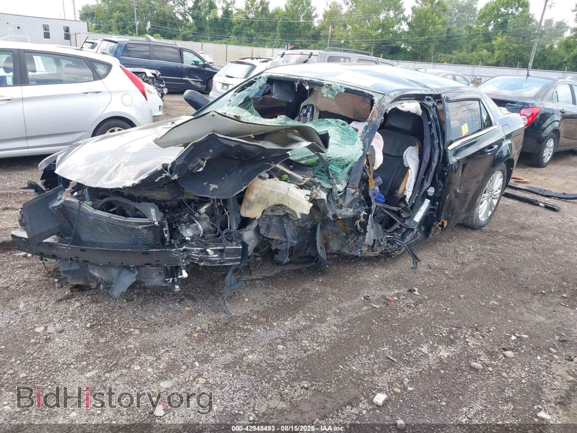 2014 CHRYSLER 300 - VIN: 2C3CCARG0EH201527 - Photo 2