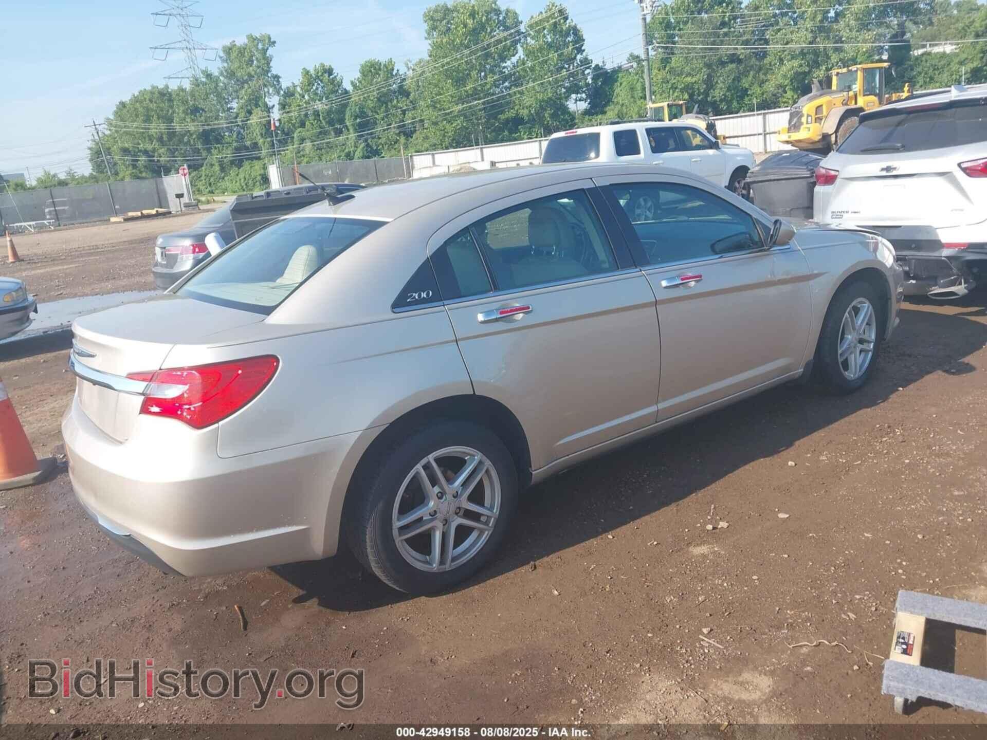2013 CHRYSLER 200 - VIN: 1C3CCBAB8DN761727 - Фото 4