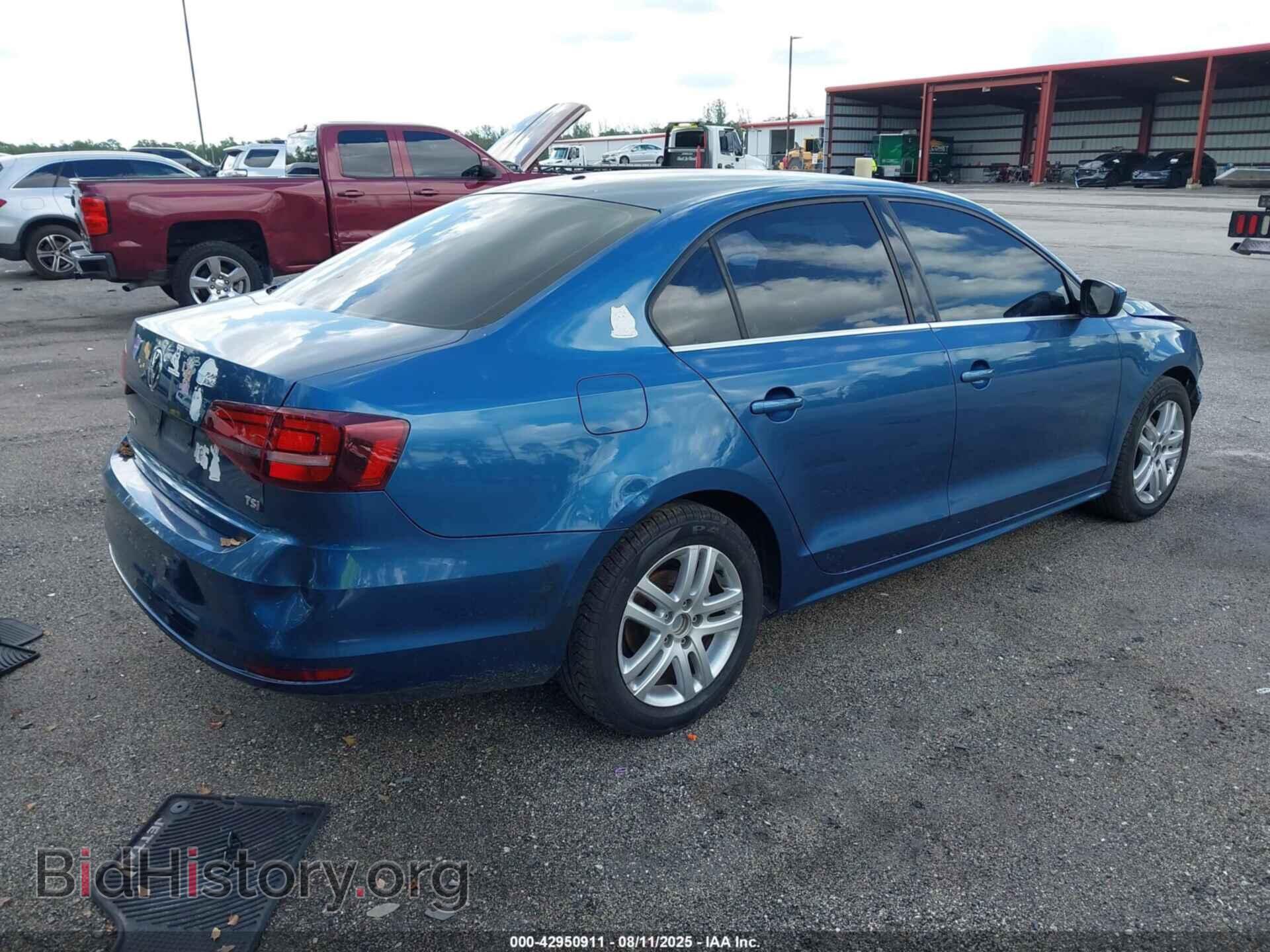 2017 VOLKSWAGEN JETTA - VIN: 3VW2B7AJ6HM239044 - Фото 4