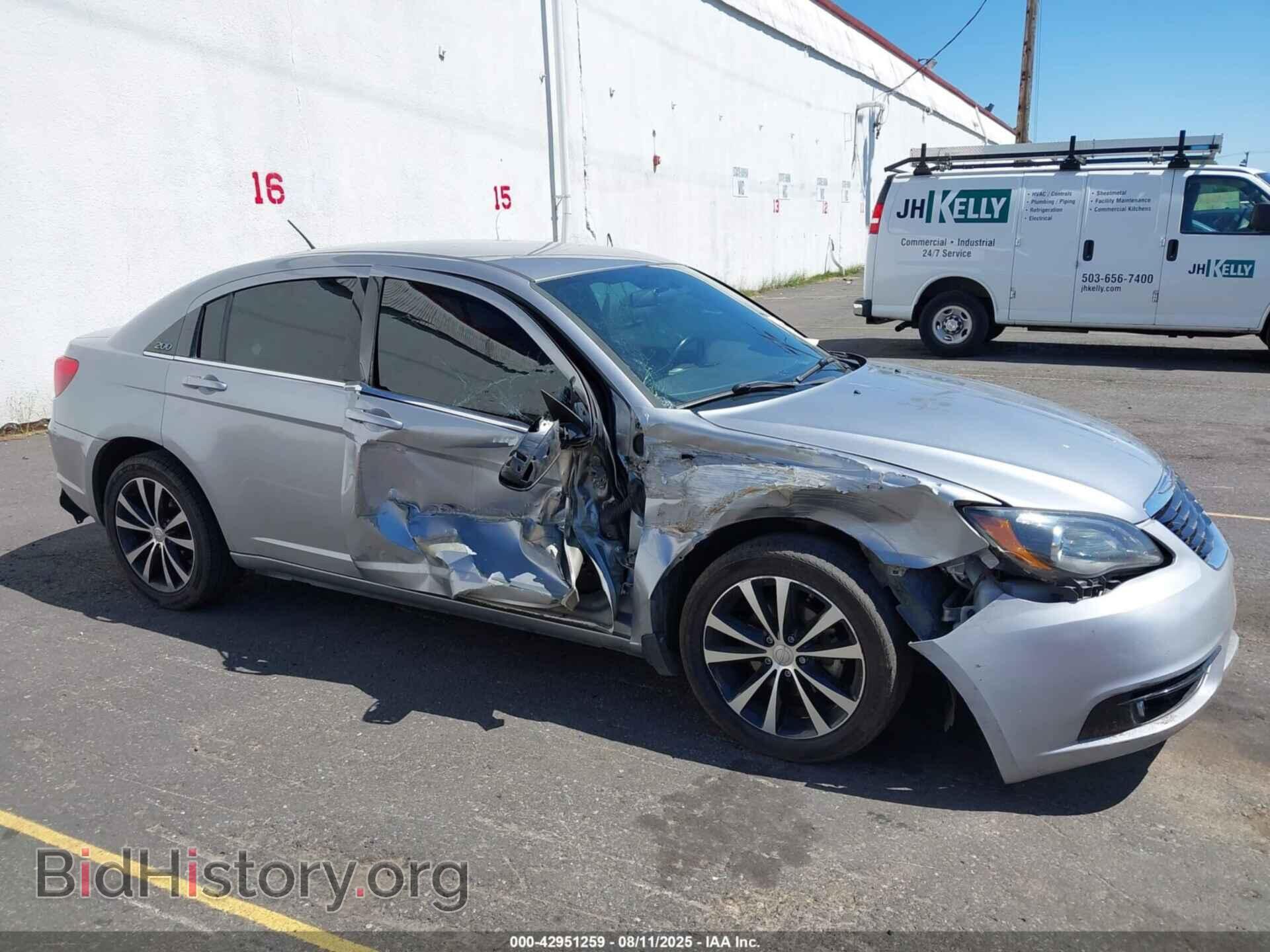 2013 CHRYSLER 200 - VIN: 1C3CCBBB8DN598592 - Фото 6
