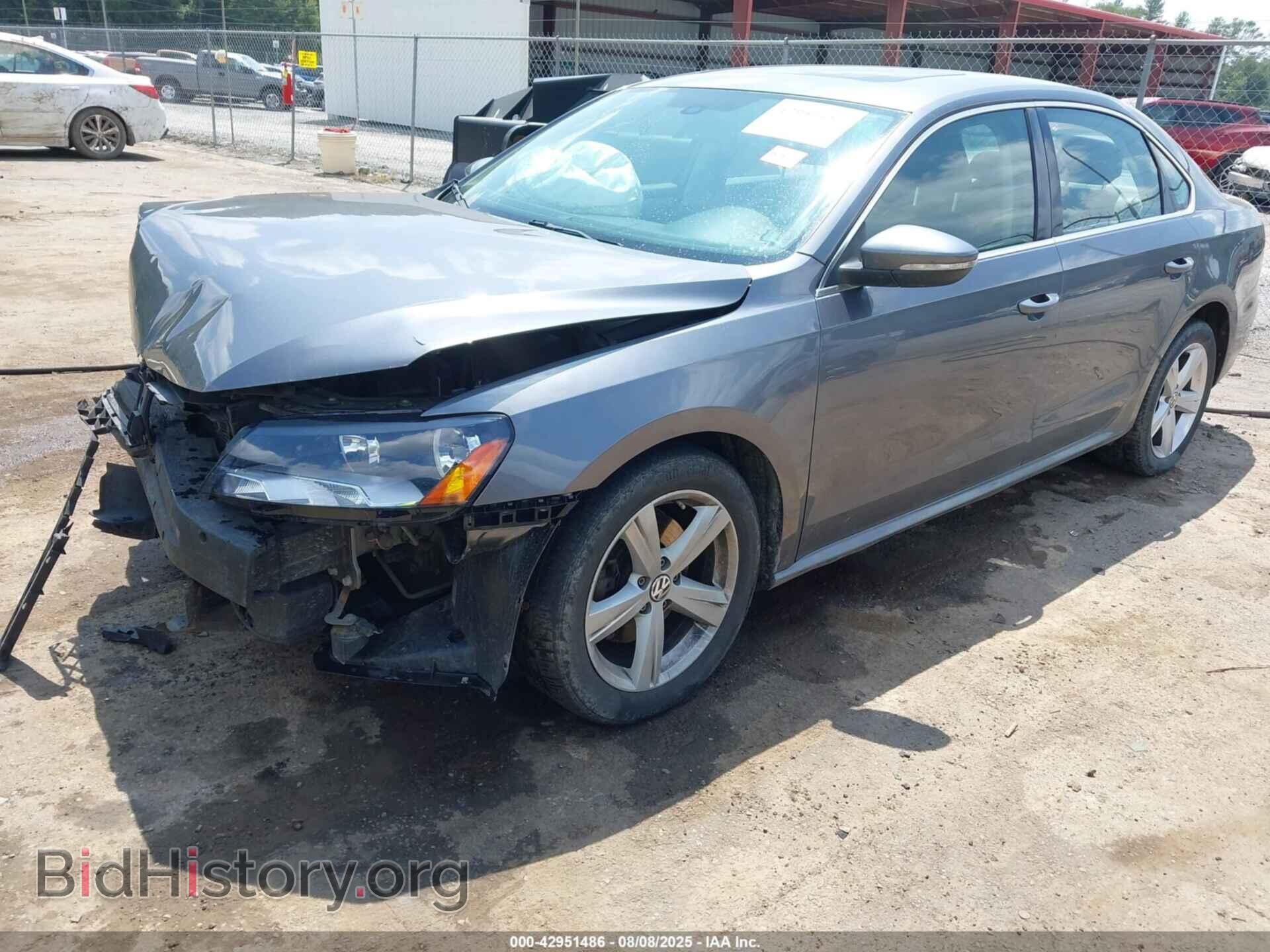 2012 VOLKSWAGEN PASSAT - VIN: 1VWBP7A35CC011663 - Фото 2