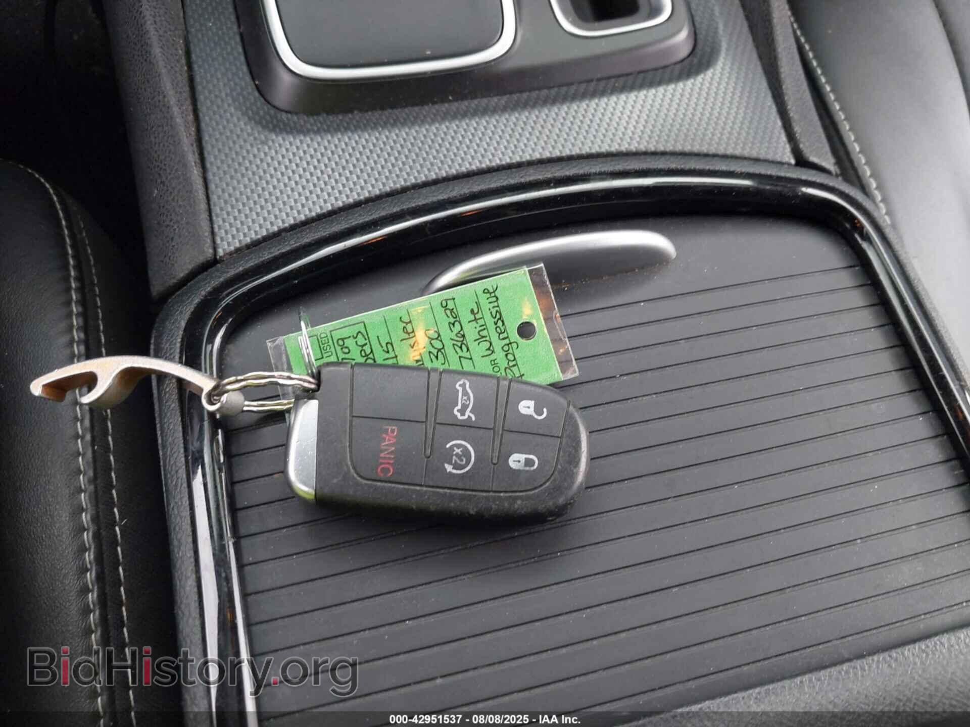 2015 CHRYSLER 300 - VIN: 2C3CCAGG2FH736329 - Фото 11