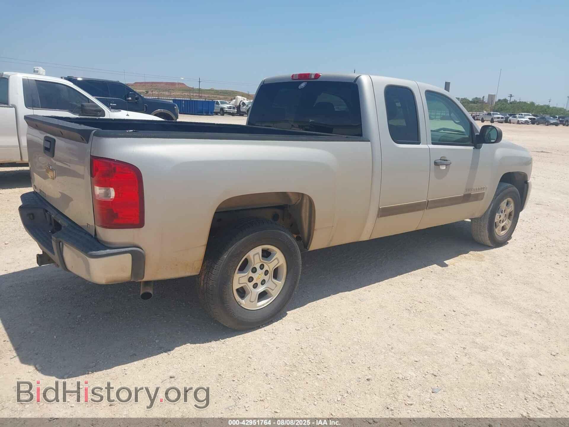 2007 CHEVROLET SILVERADO 1500 - VIN: 2GCEC19C571715239 - Фото 4
