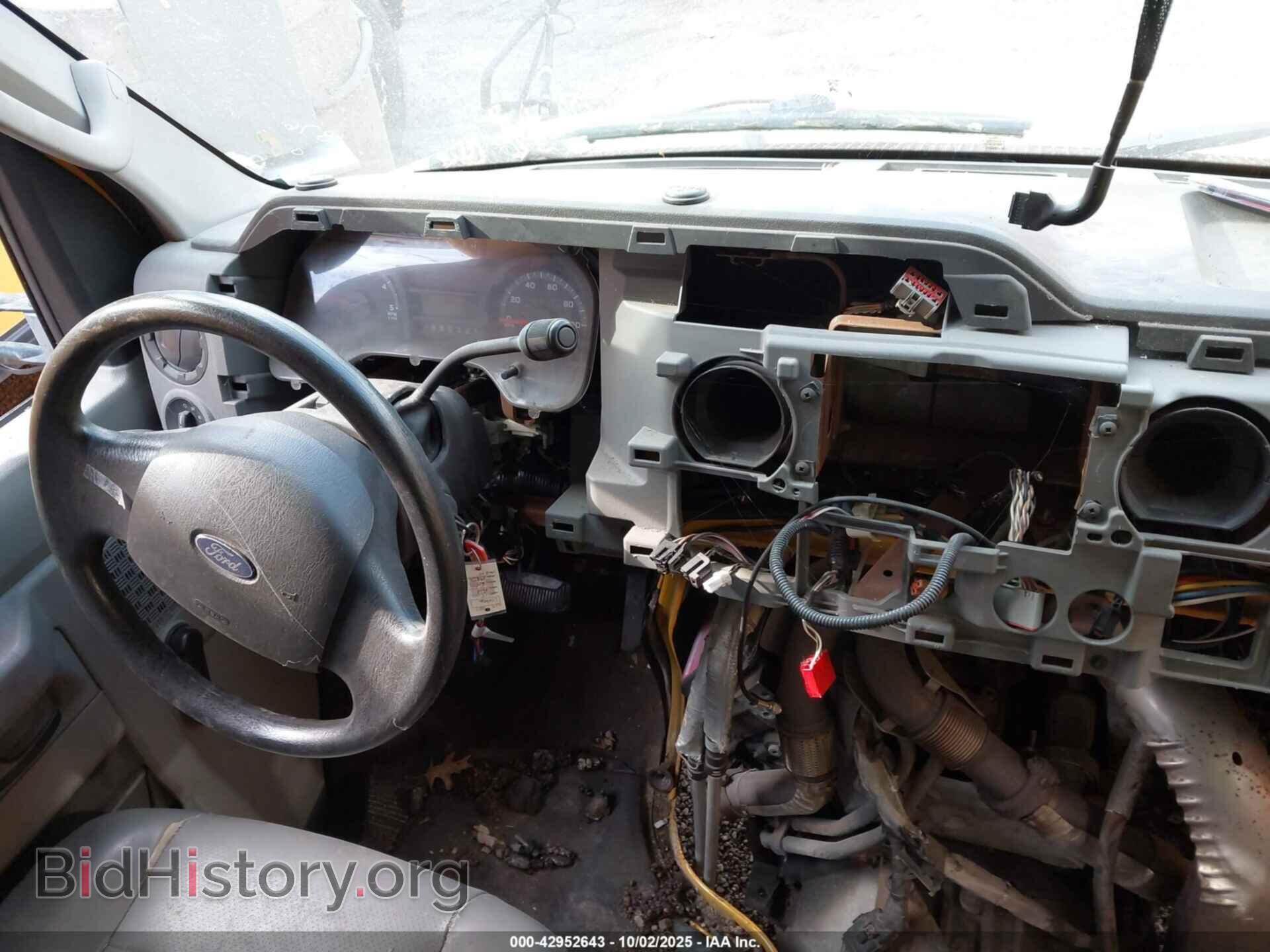 2010 FORD E-450 CUTAWAY - VIN: 1FDFE4FP1ADA27883 - Фото 5