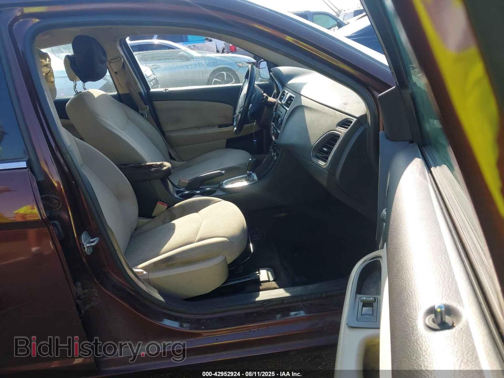2012 CHRYSLER 200 - VIN: 1C3CCBBB8CN302033 - Фото 5