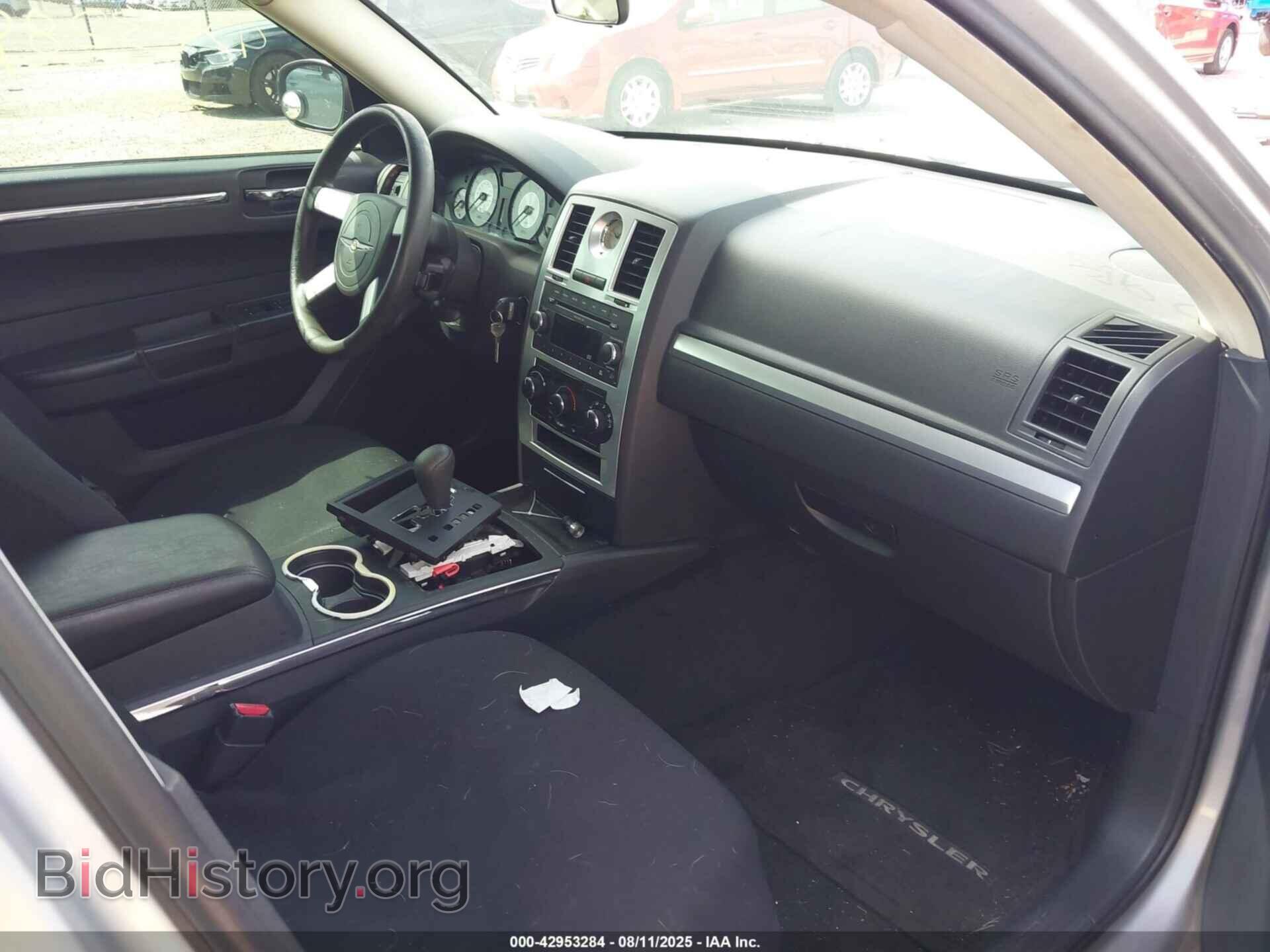 2010 CHRYSLER 300 - VIN: 2C3CA4CD8AH198893 - Фото 5