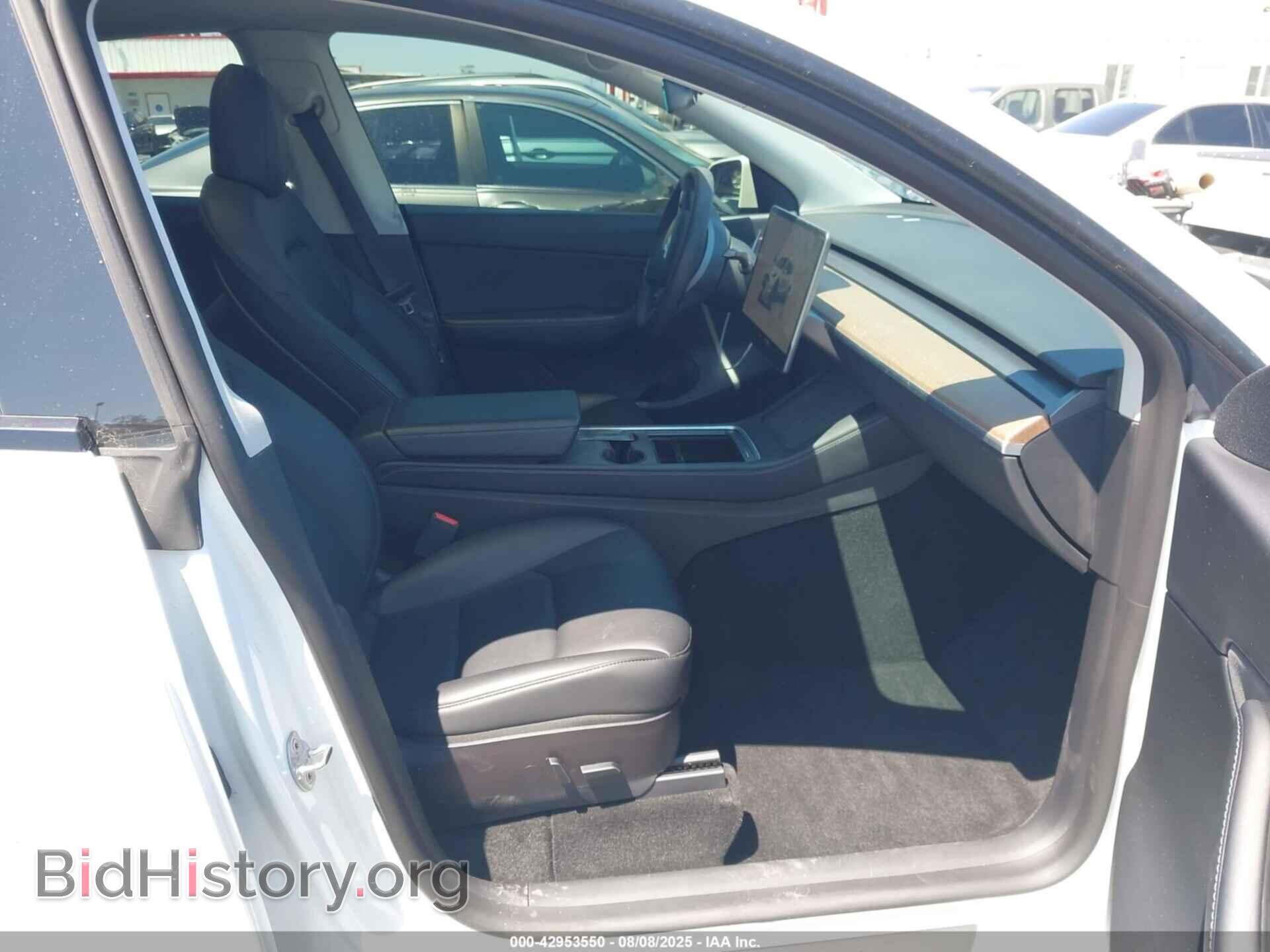 2022 TESLA MODEL Y - VIN: 7SAYGDEF1NF452425 - Фото 5