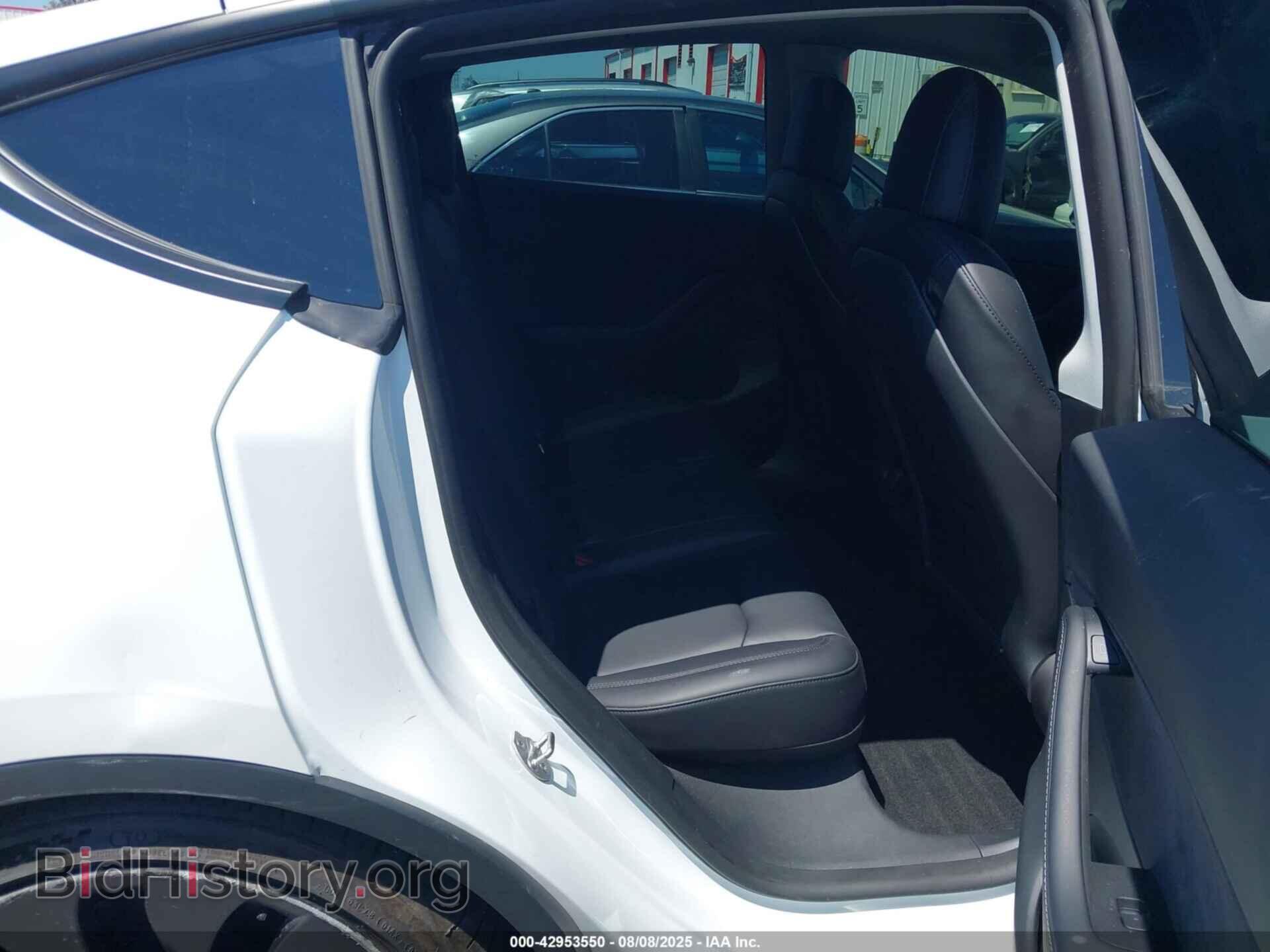 2022 TESLA MODEL Y - VIN: 7SAYGDEF1NF452425 - Фото 8