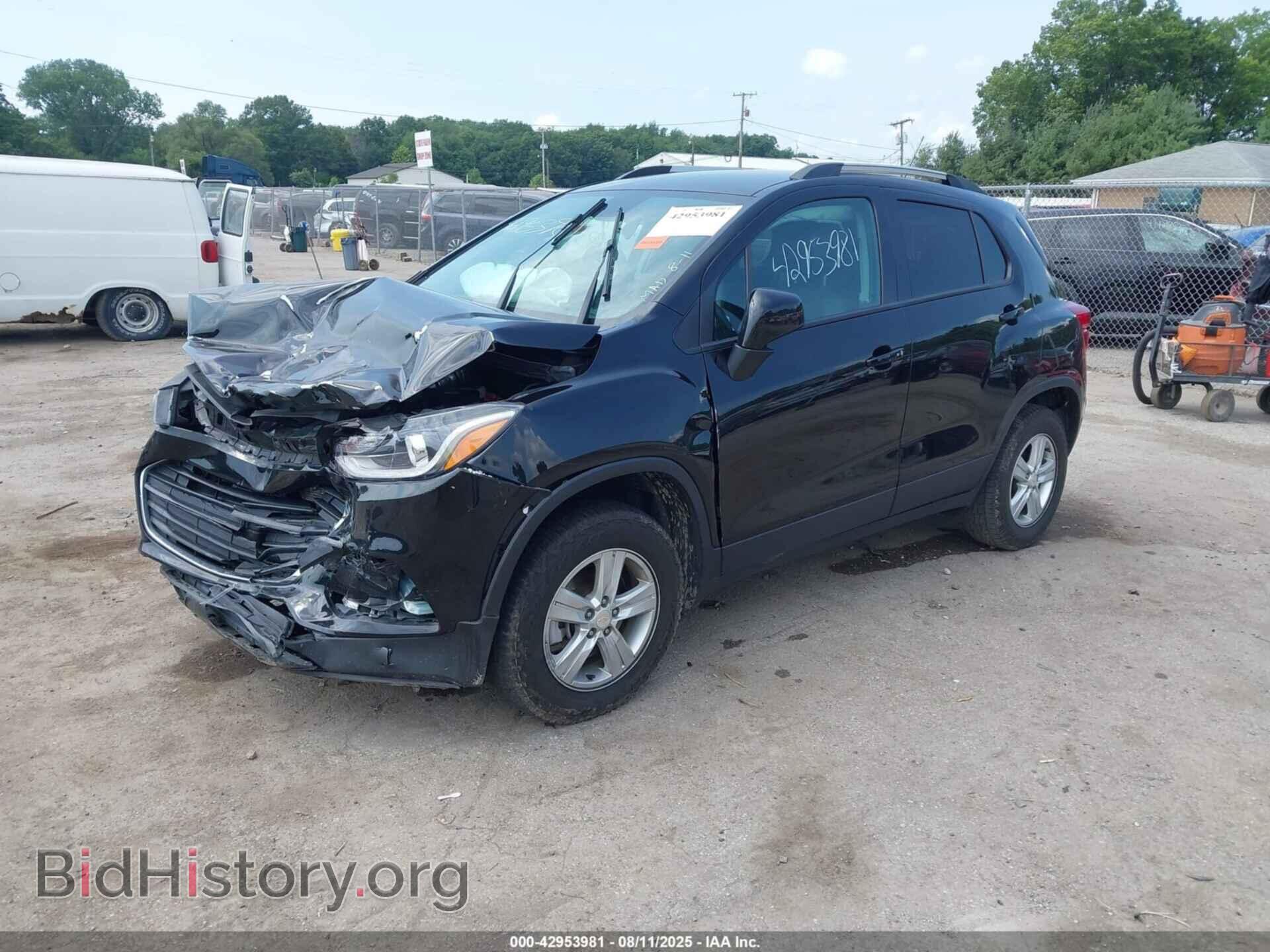 2021 CHEVROLET TRAX - VIN: KL7CJPSM3MB369204 - Фото 2