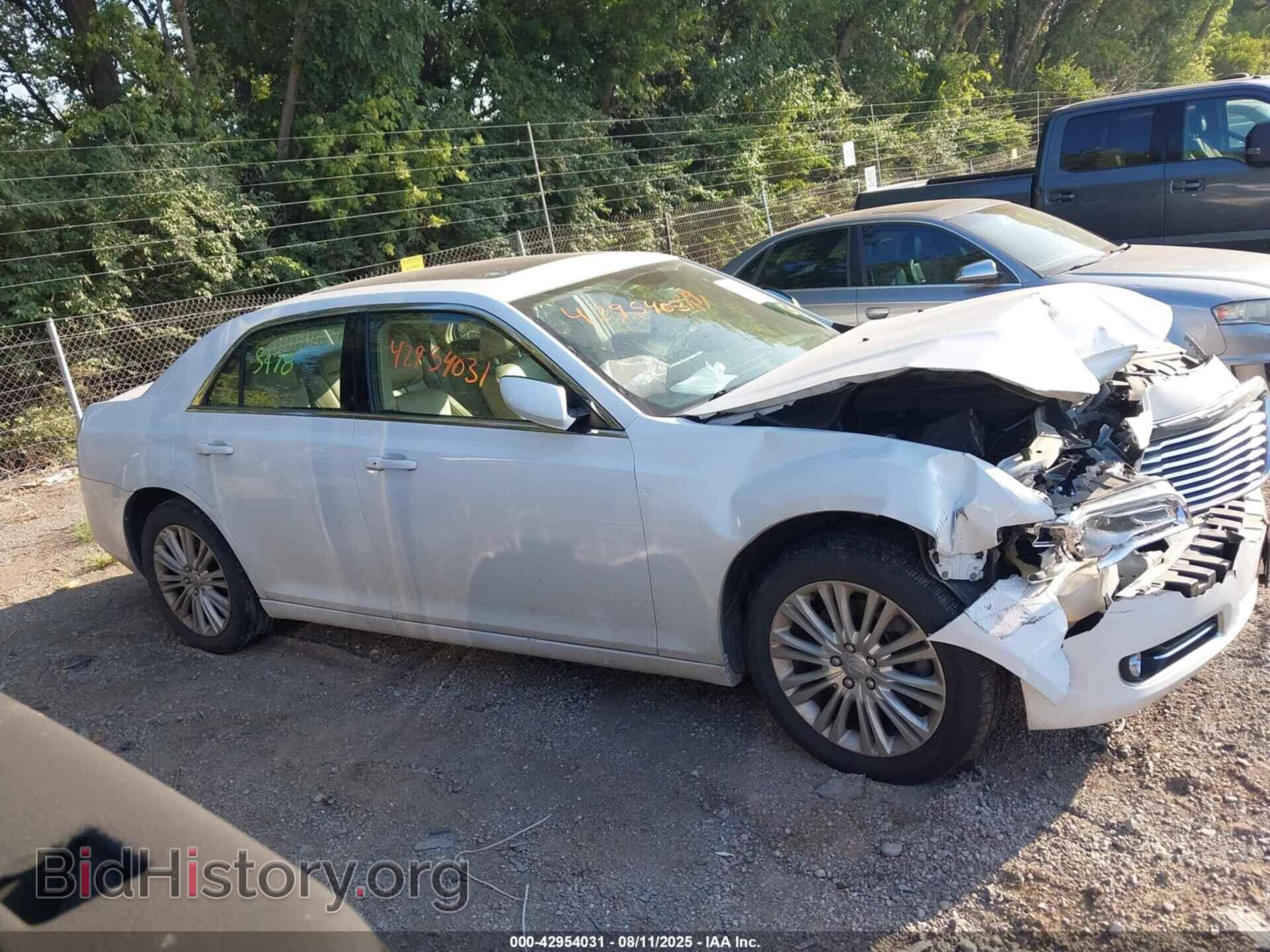 2014 CHRYSLER 300 - VIN: 2C3CCARG7EH203792 - Photo 13