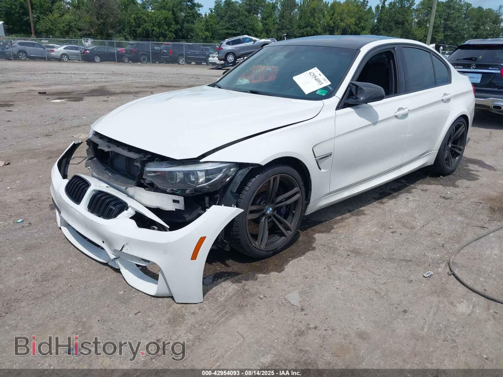 2018 BMW M3 - VIN: WBS8M9C53J5L00132 - Photo 2