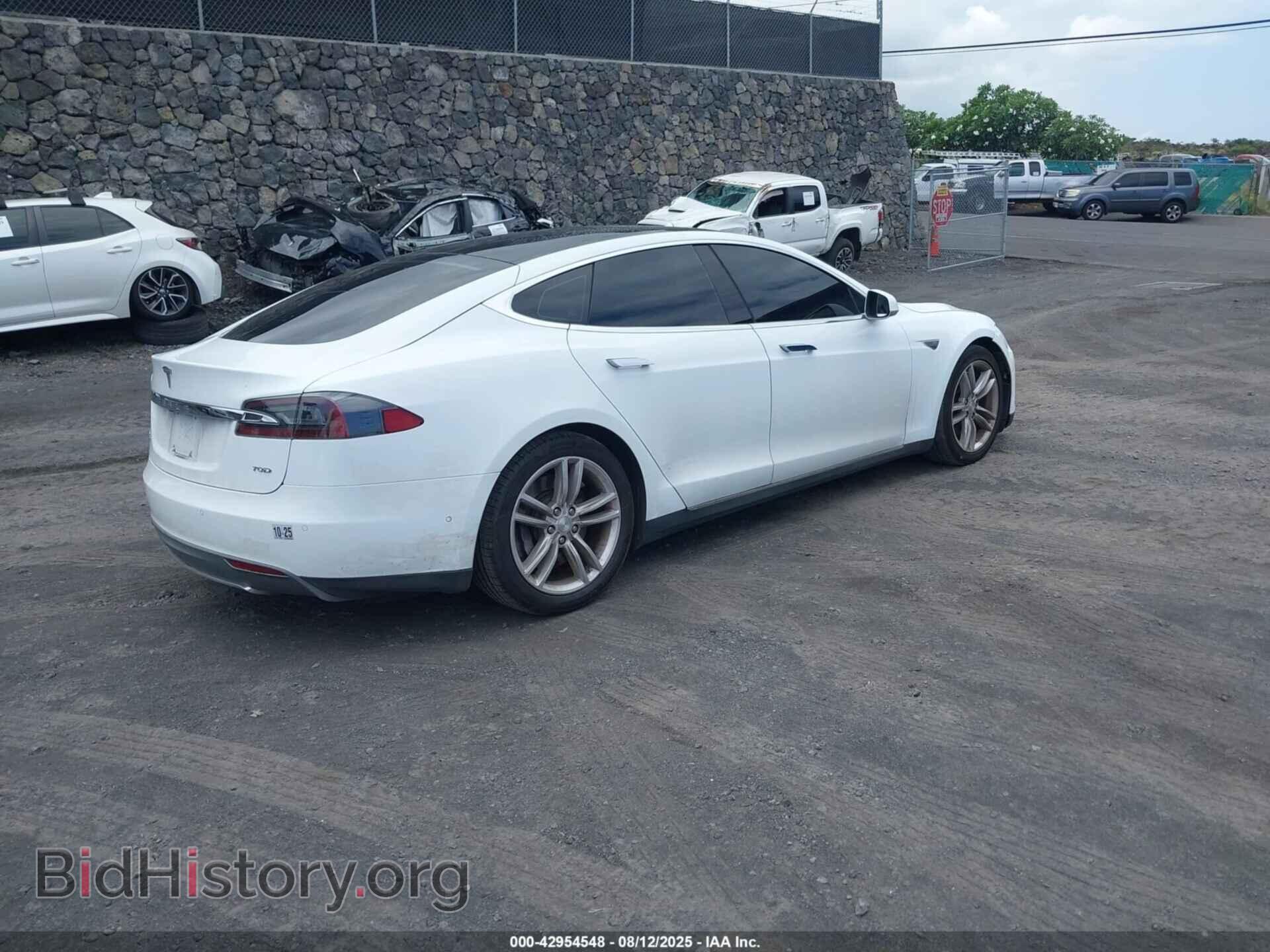 2015 TESLA MODEL S - VIN: 5YJSA1S28FF098330 - Photo 4