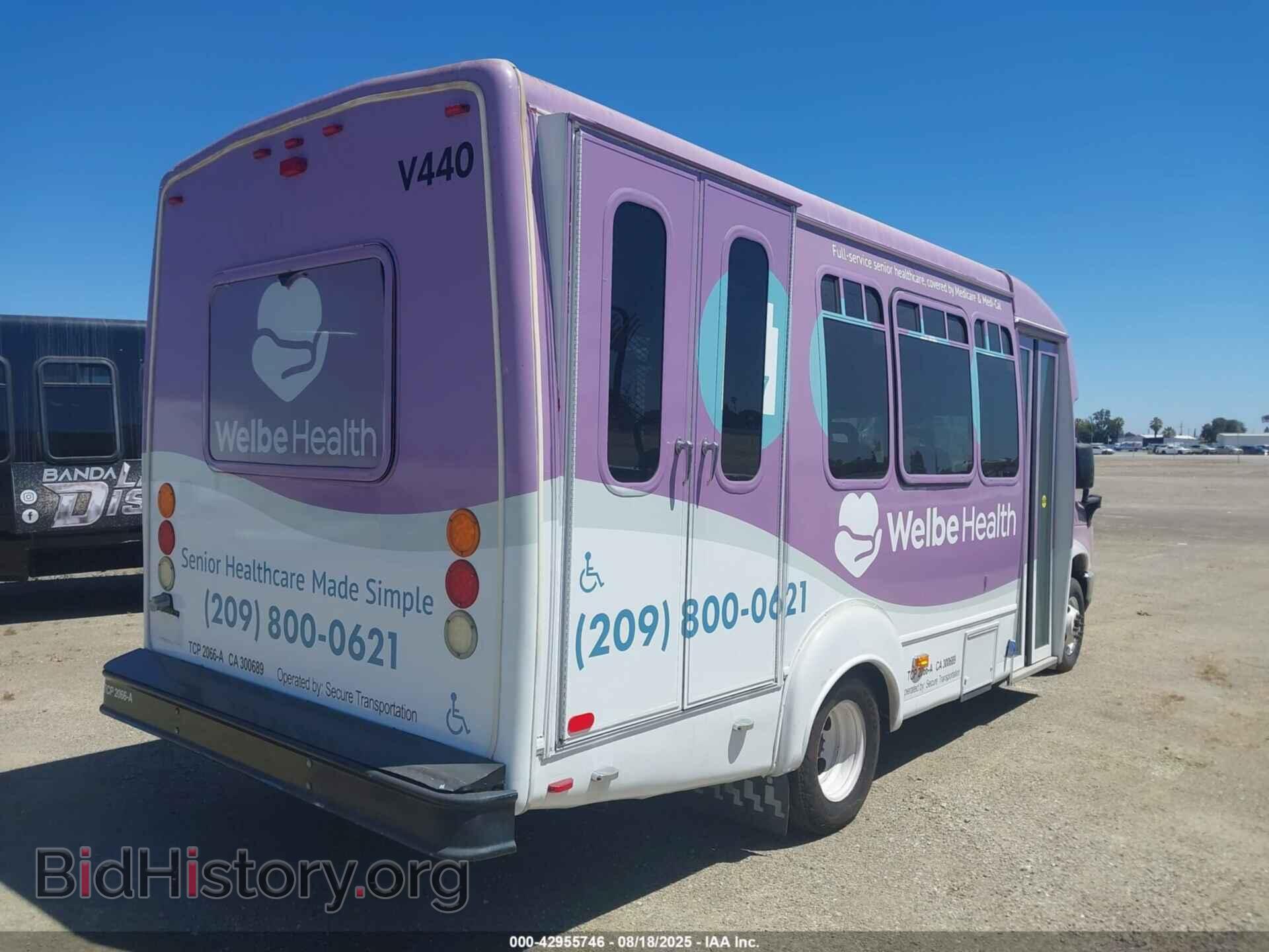 2013 FORD E-450 CUTAWAY - VIN: 1FDFE4FS5DDA05877 - Фото 4