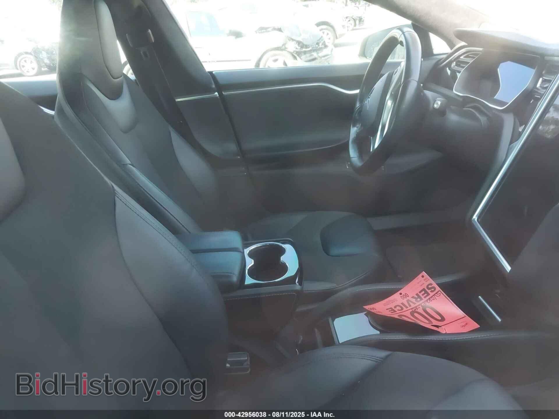 2014 TESLA MODEL S - VIN: 5YJSA1H1XEFP58011 - Фото 5