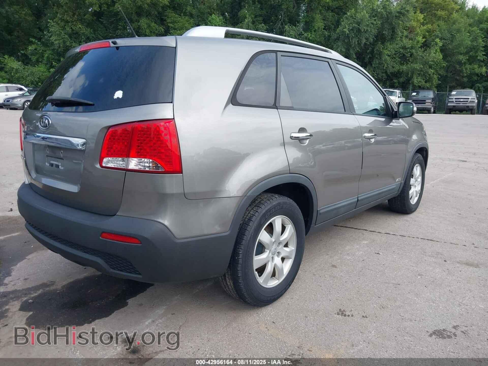2013 KIA SORENTO - VIN: 5XYKTDA21DG368596 - Фото 4