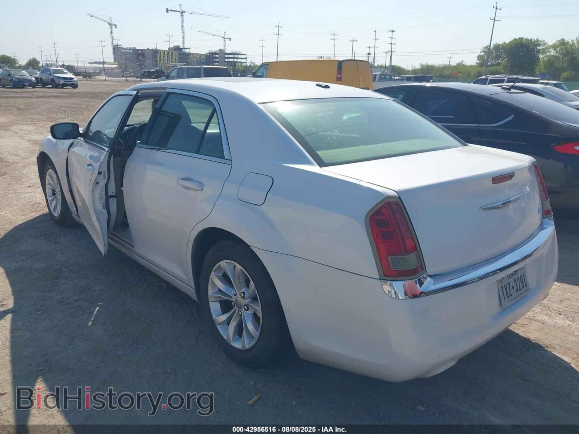 2013 CHRYSLER 300 - VIN: 2C3CCAAG4DH518706 - Фото 3