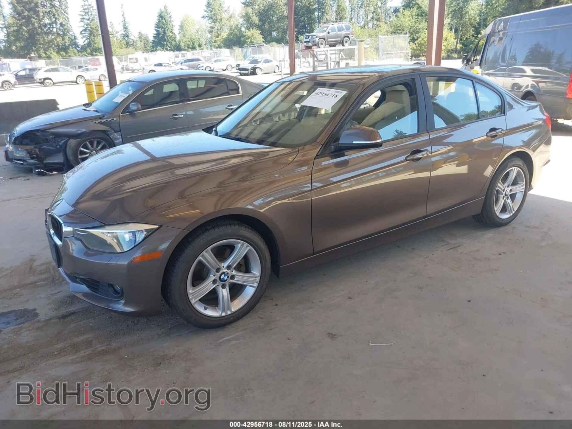 2013 BMW 328I - VIN: WBA3B3C54DF537485 - Фото 2