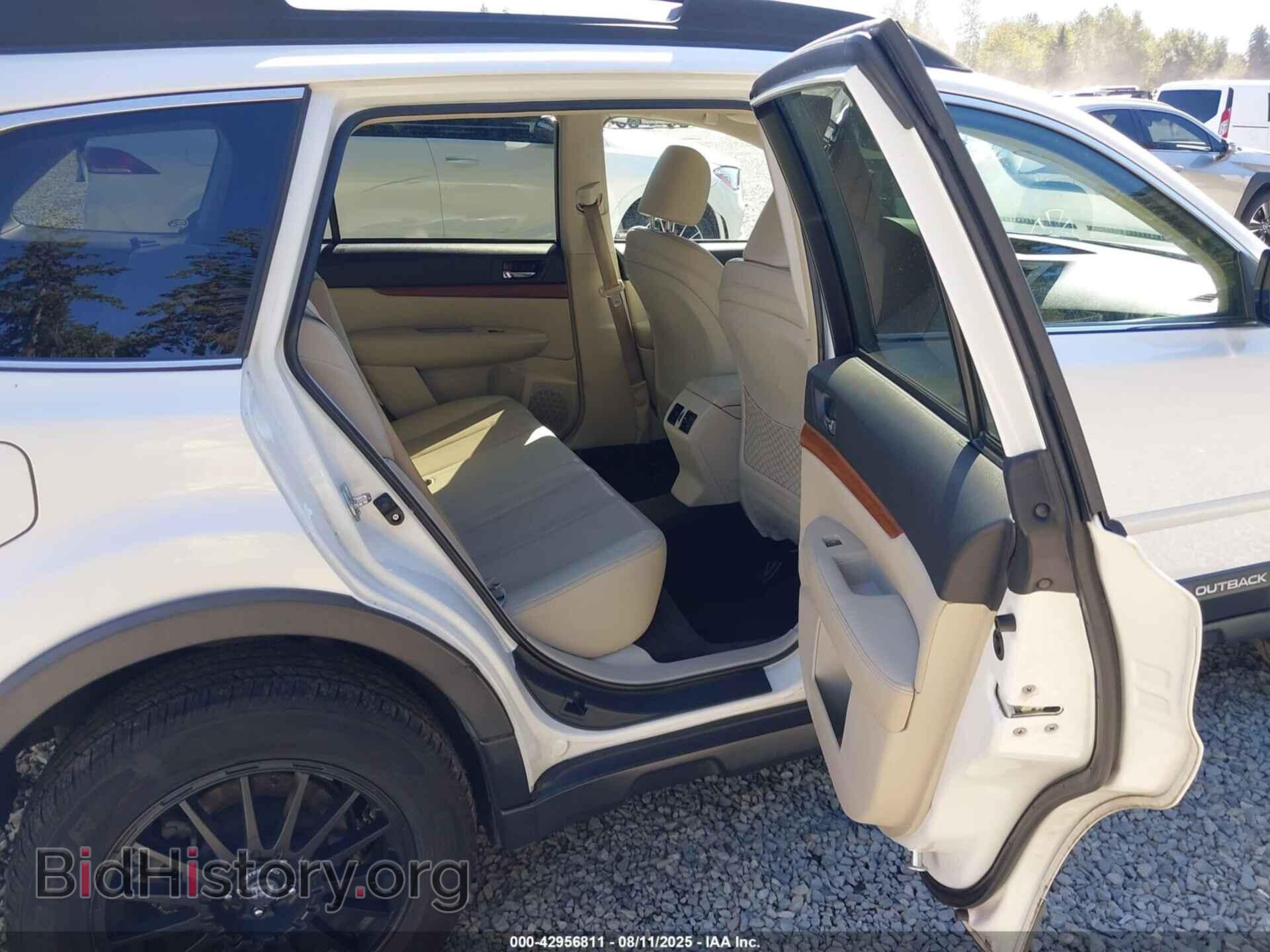 2014 SUBARU OUTBACK - VIN: 4S4BRBLC2E3317702 - Фото 8