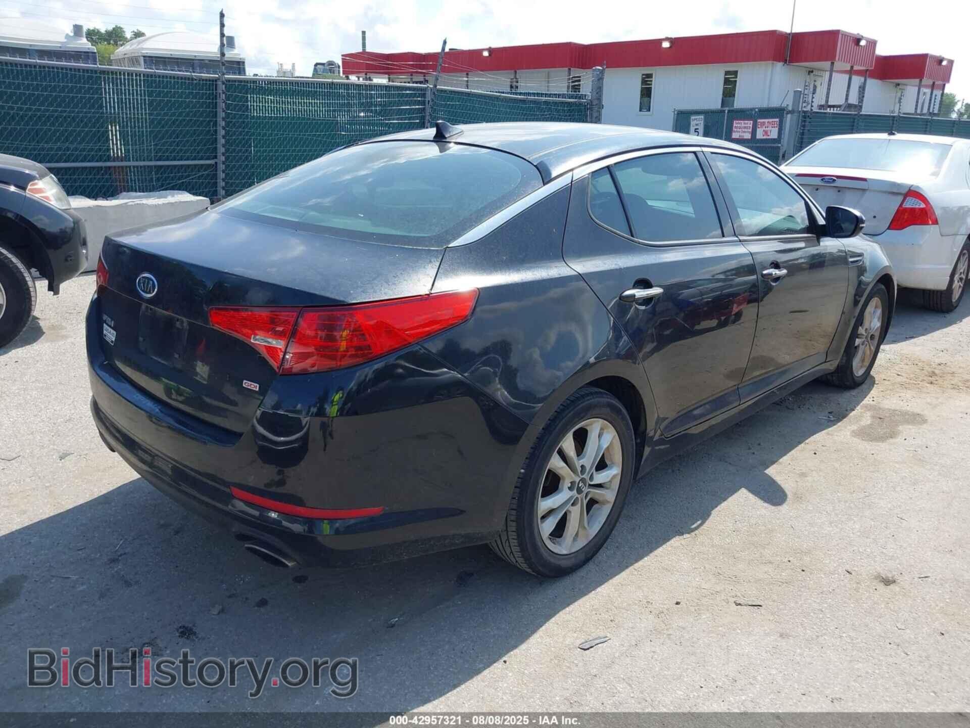 2011 KIA OPTIMA - VIN: KNAGN4A74B5117585 - Фото 4