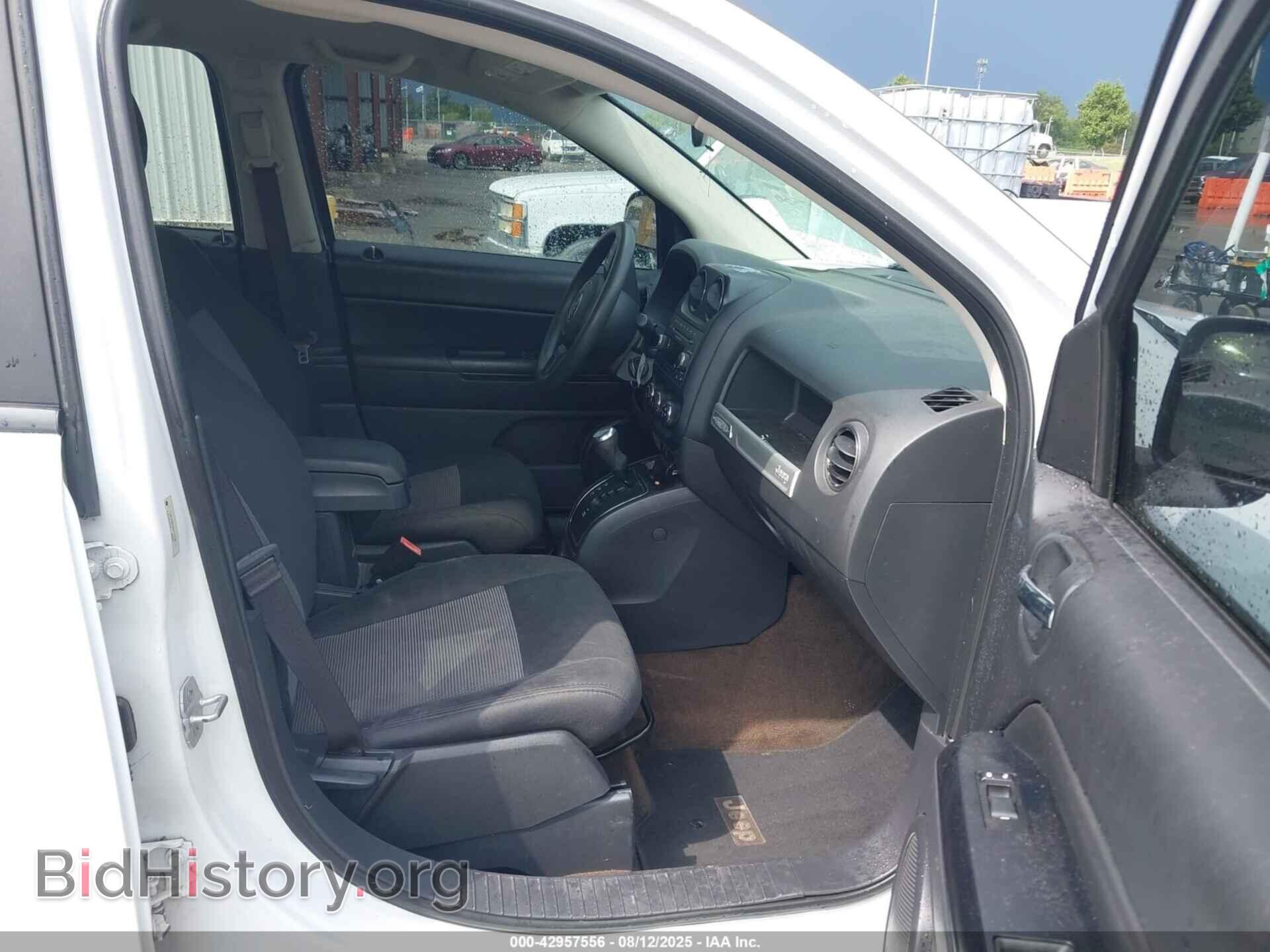 2014 JEEP COMPASS - VIN: 1C4NJCBA2ED772199 - Фото 5