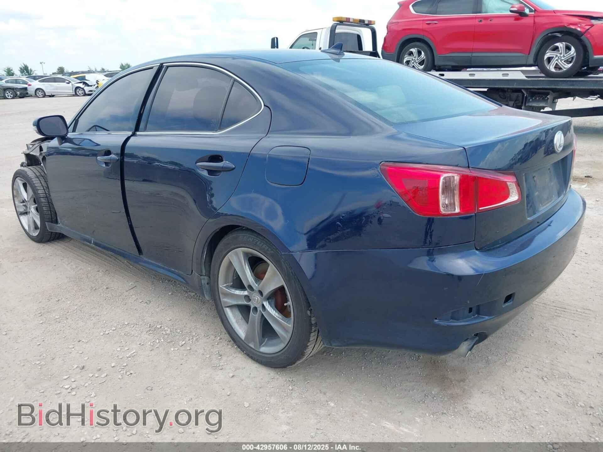 2011 LEXUS IS 250 - VIN: JTHBF5C27B5145512 - Photo 3