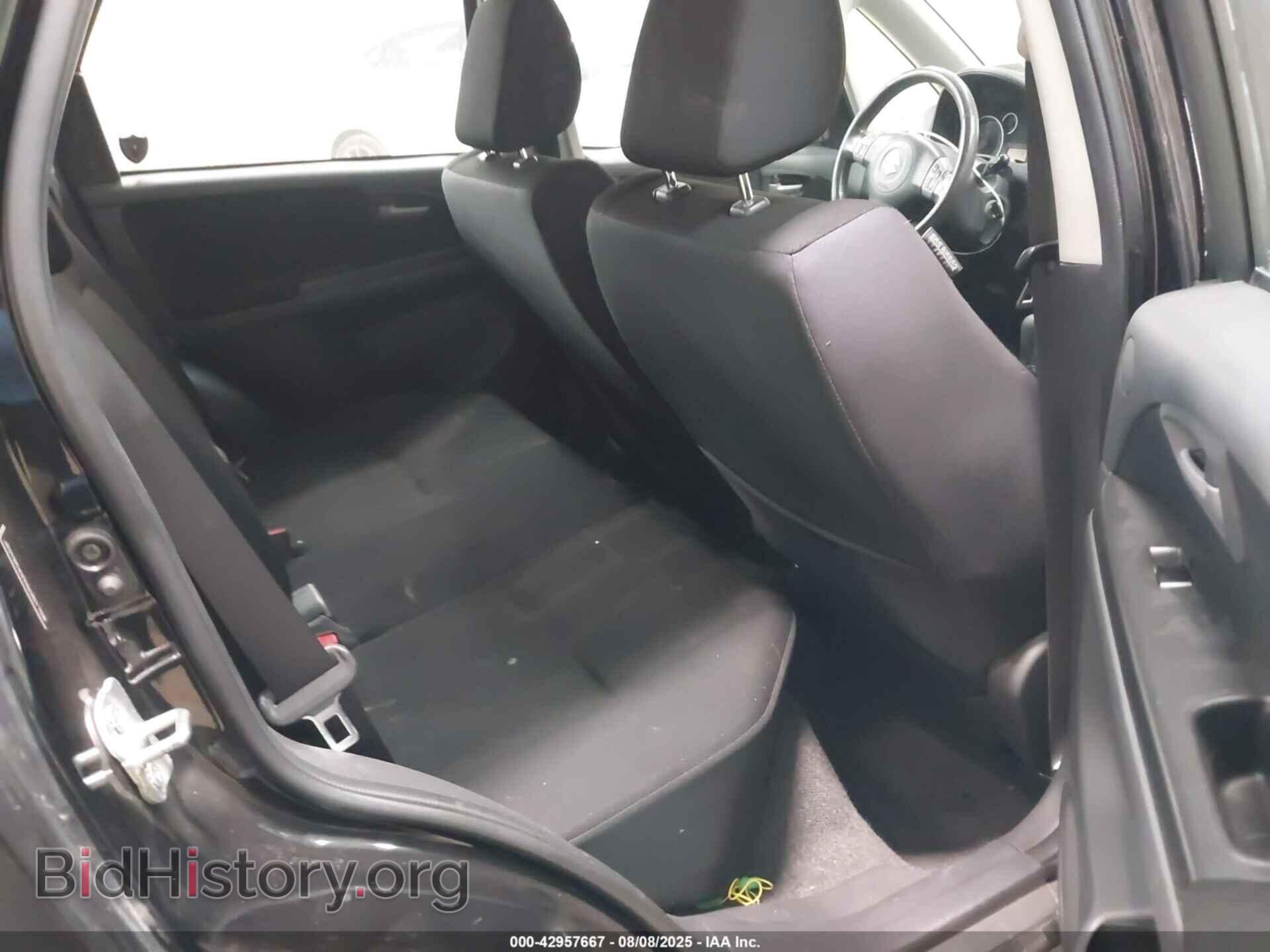 2010 SUZUKI SX4 - VIN: JS2YB5A33A6301708 - Фото 8
