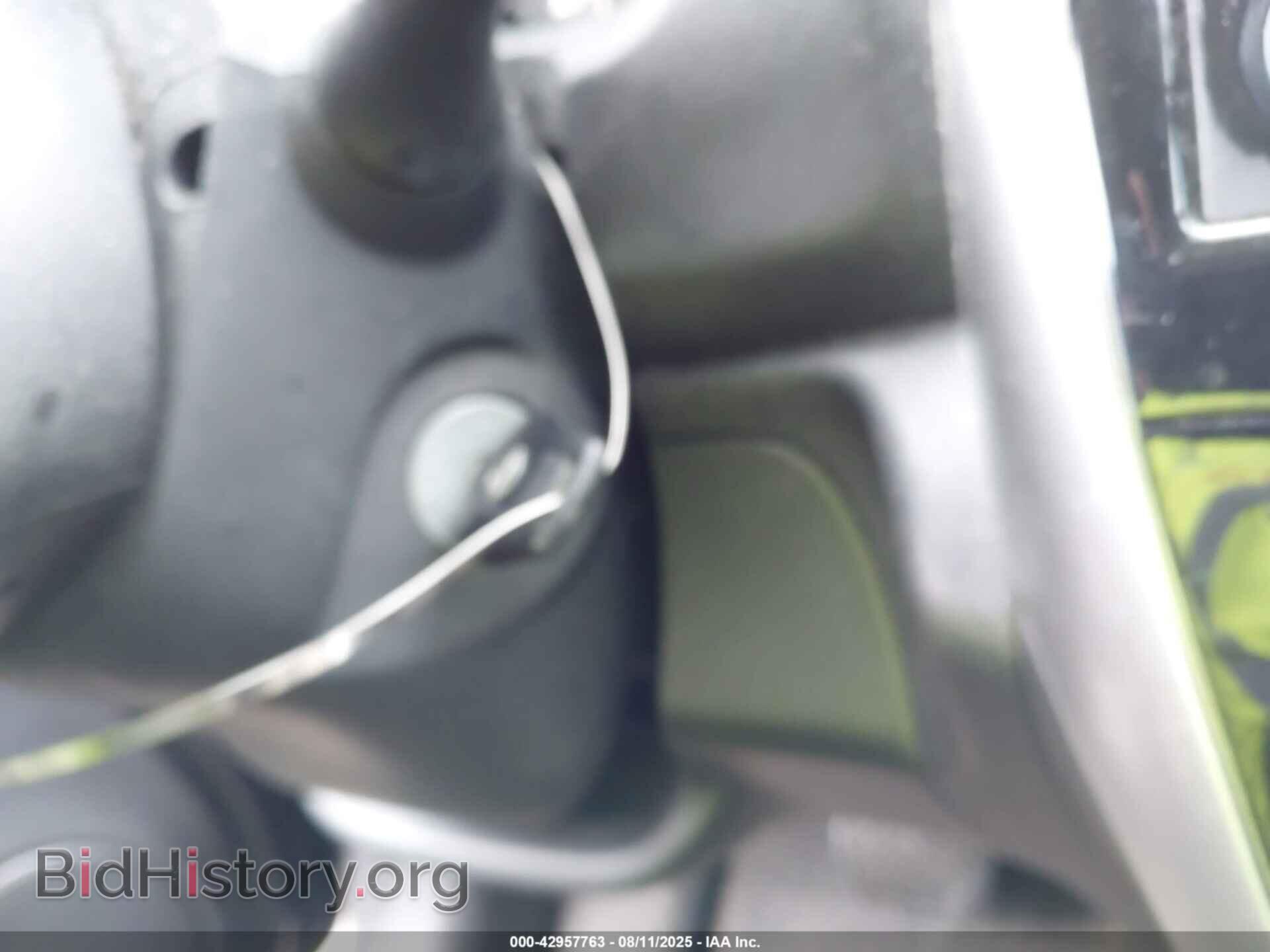 2015 NISSAN VERSA NOTE - VIN: 3N1CE2CP2FL408906 - Фото 11