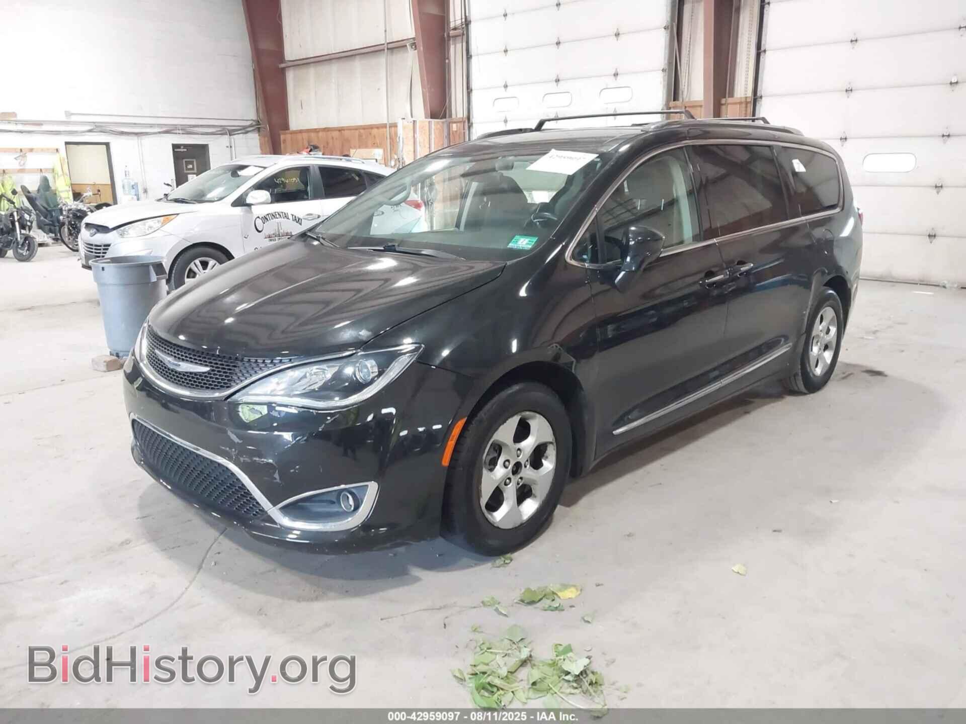 2017 CHRYSLER PACIFICA - VIN: 2C4RC1EG6HR519291 - Photo 2