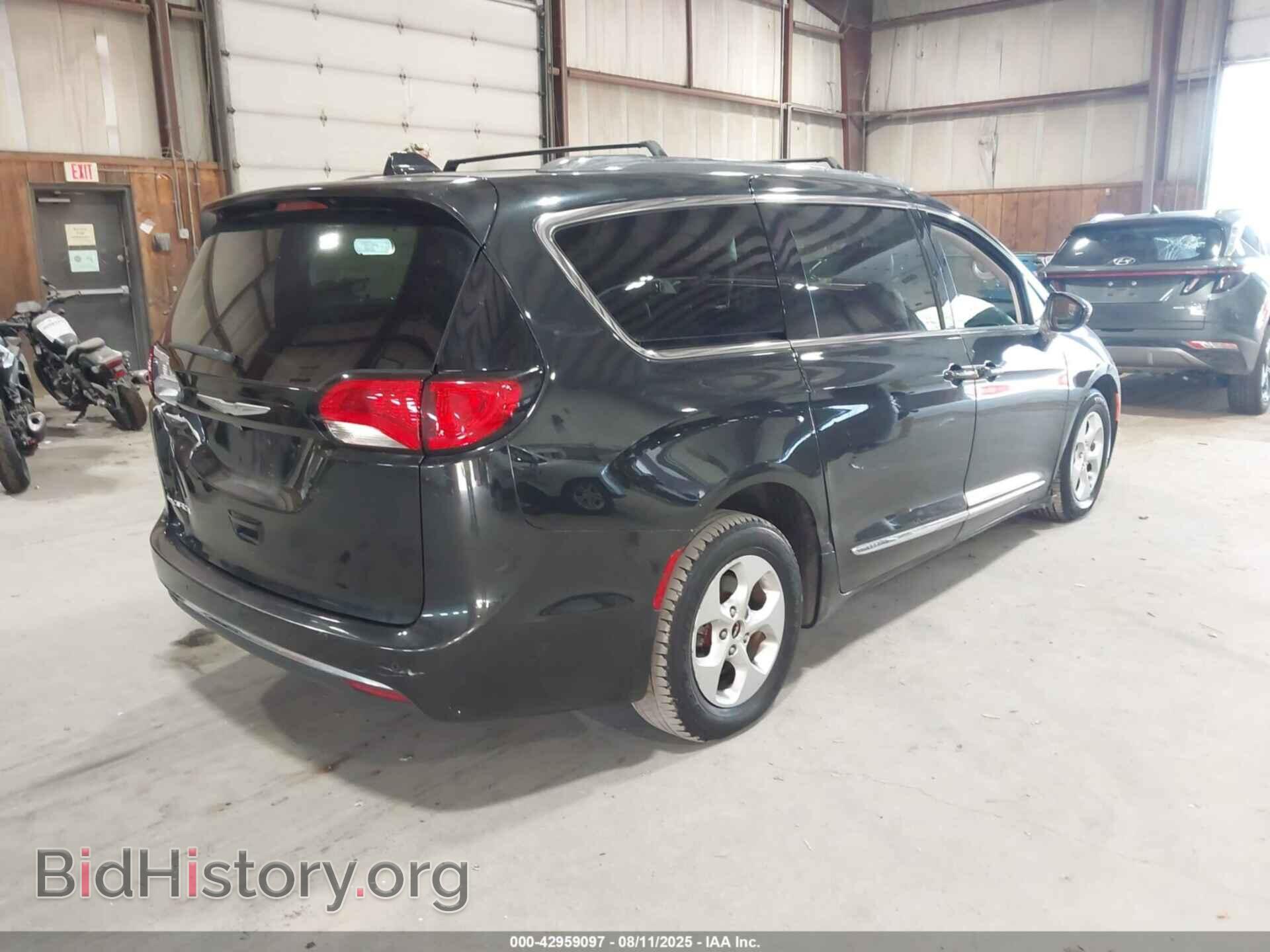 2017 CHRYSLER PACIFICA - VIN: 2C4RC1EG6HR519291 - Photo 4