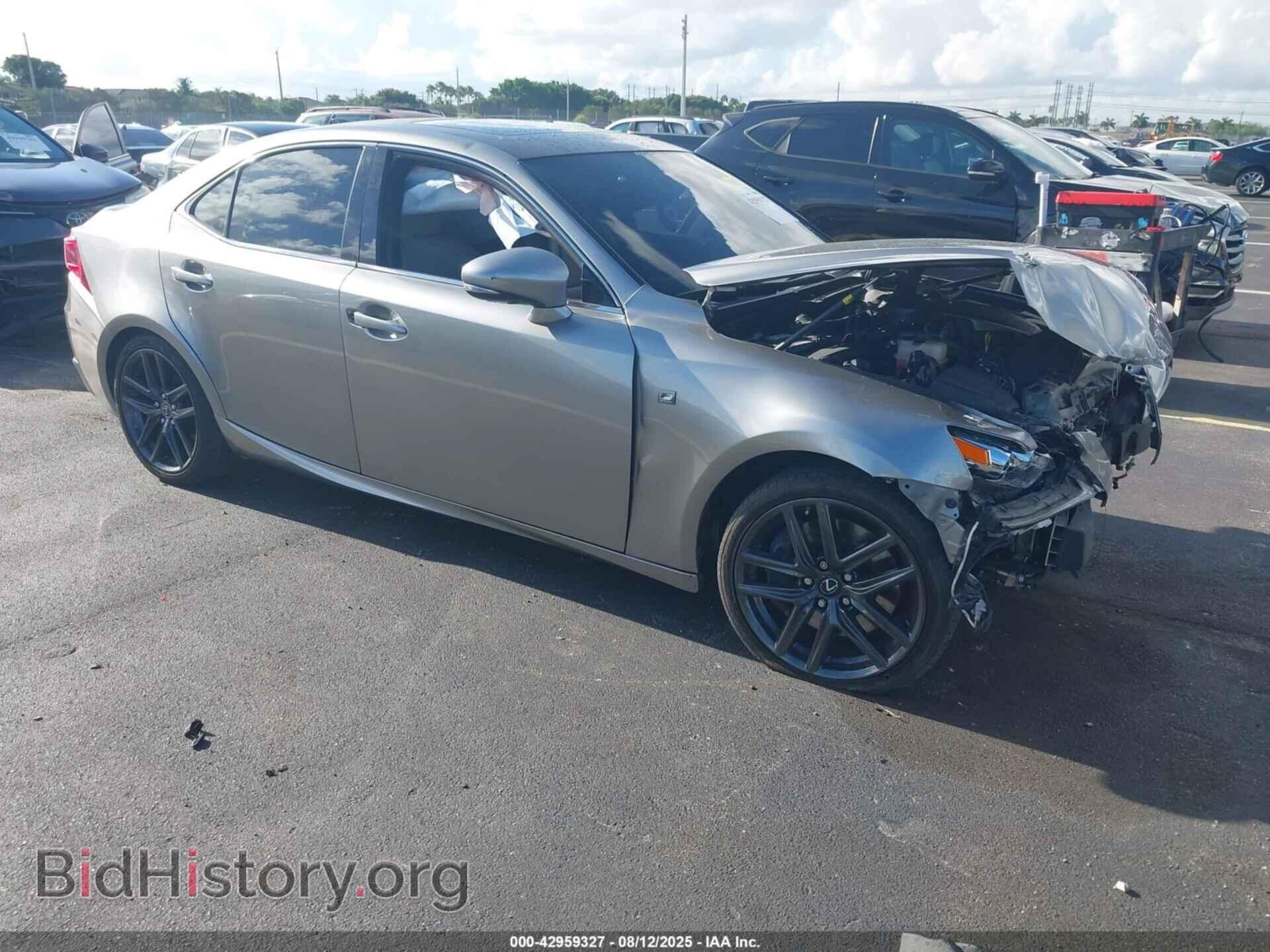 Фотография JTHBA1D27G5001181 - LEXUS IS 200T 2016