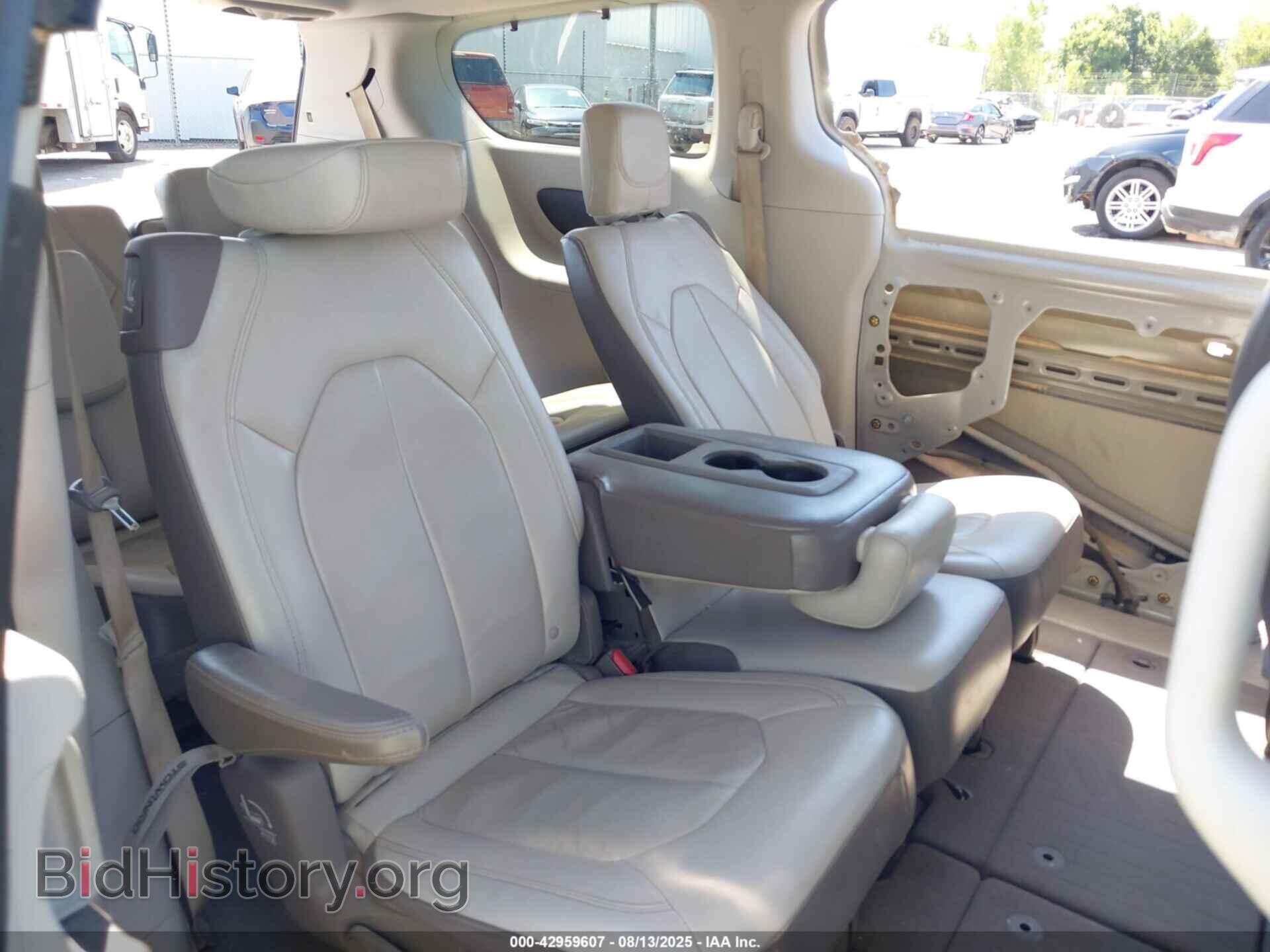 2017 CHRYSLER PACIFICA - VIN: 2C4RC1BG6HR552974 - Фото 8