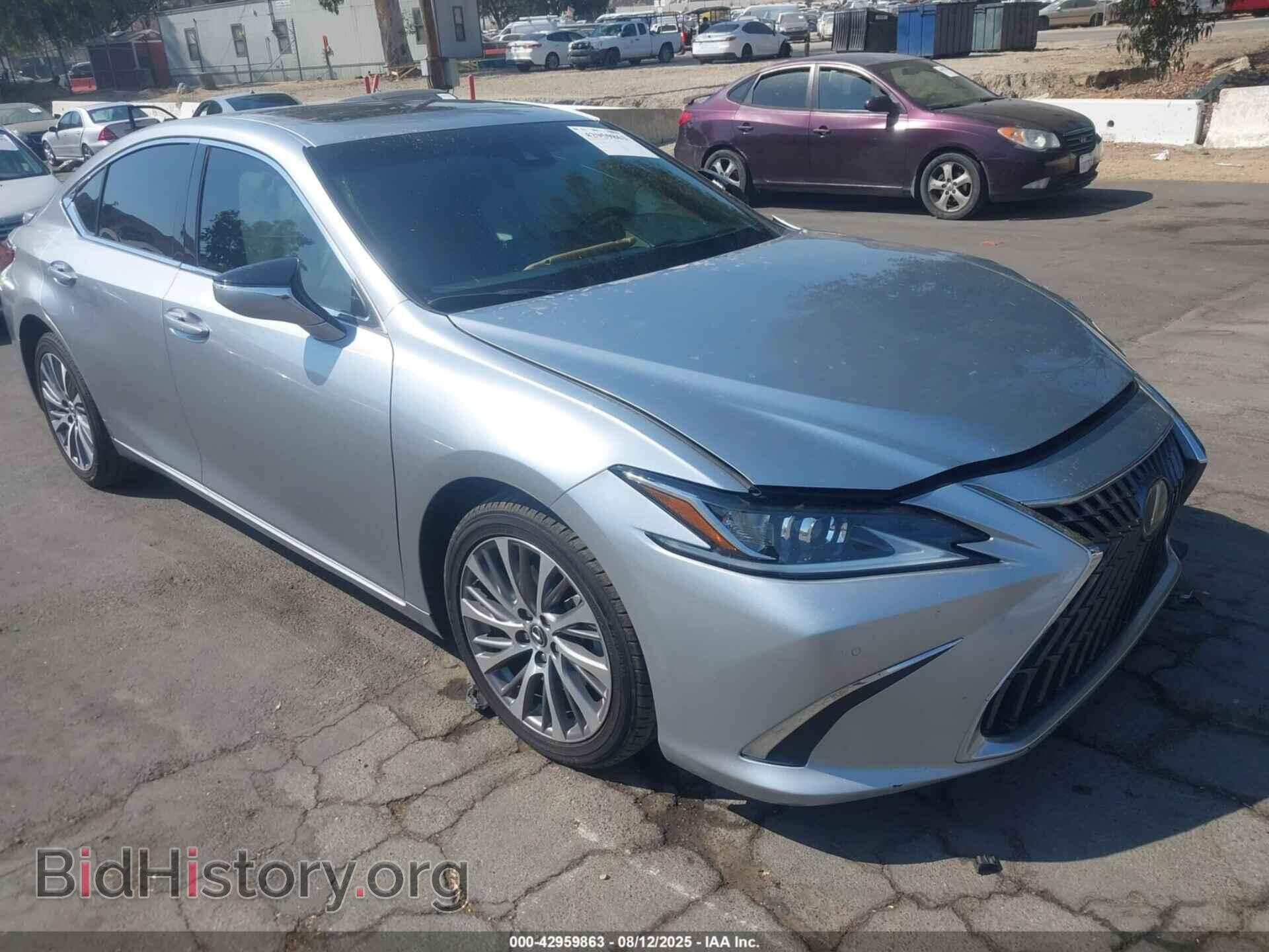 Фотография 58ADA1C15PU026741 - LEXUS ES 300H 2023