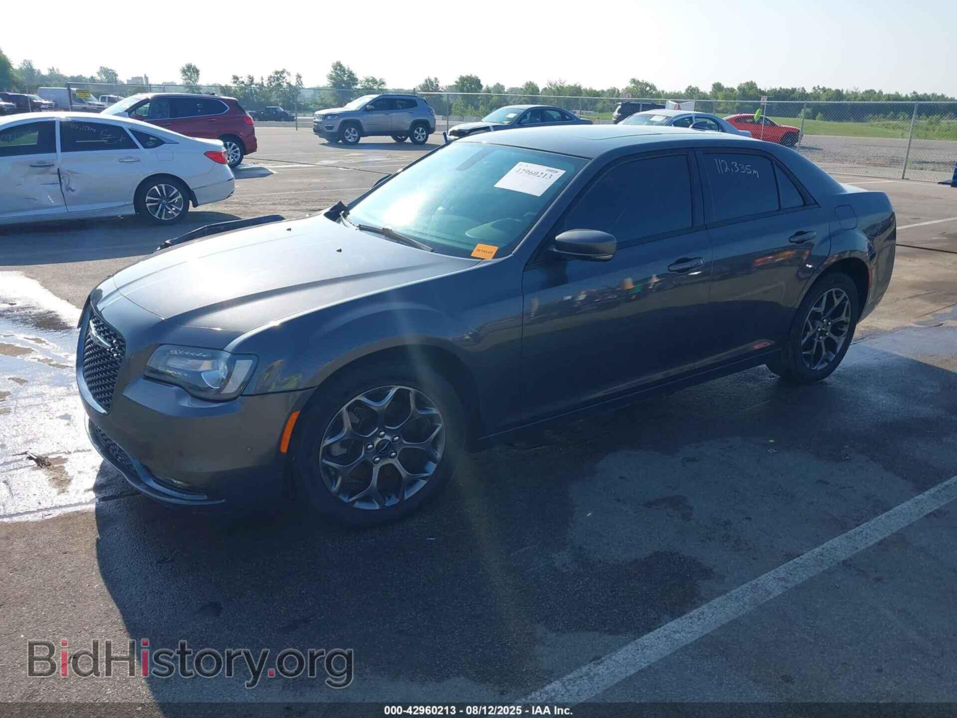 2018 CHRYSLER 300 - VIN: 2C3CCAGG2JH256378 - Фото 2