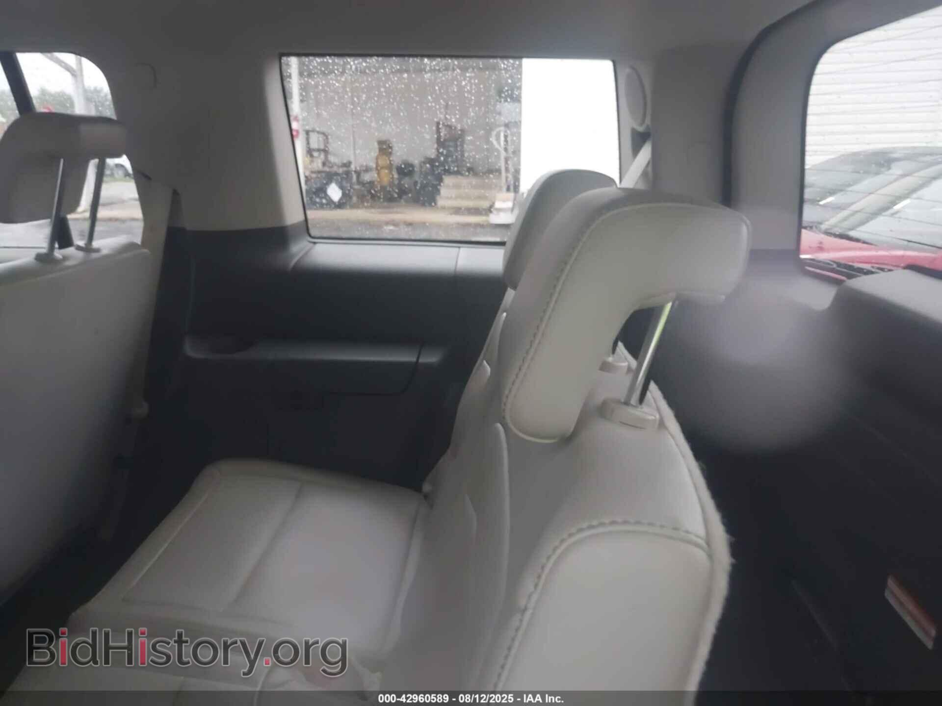 2010 FORD FLEX - VIN: 2FMGK5CC2ABB28733 - Photo 12