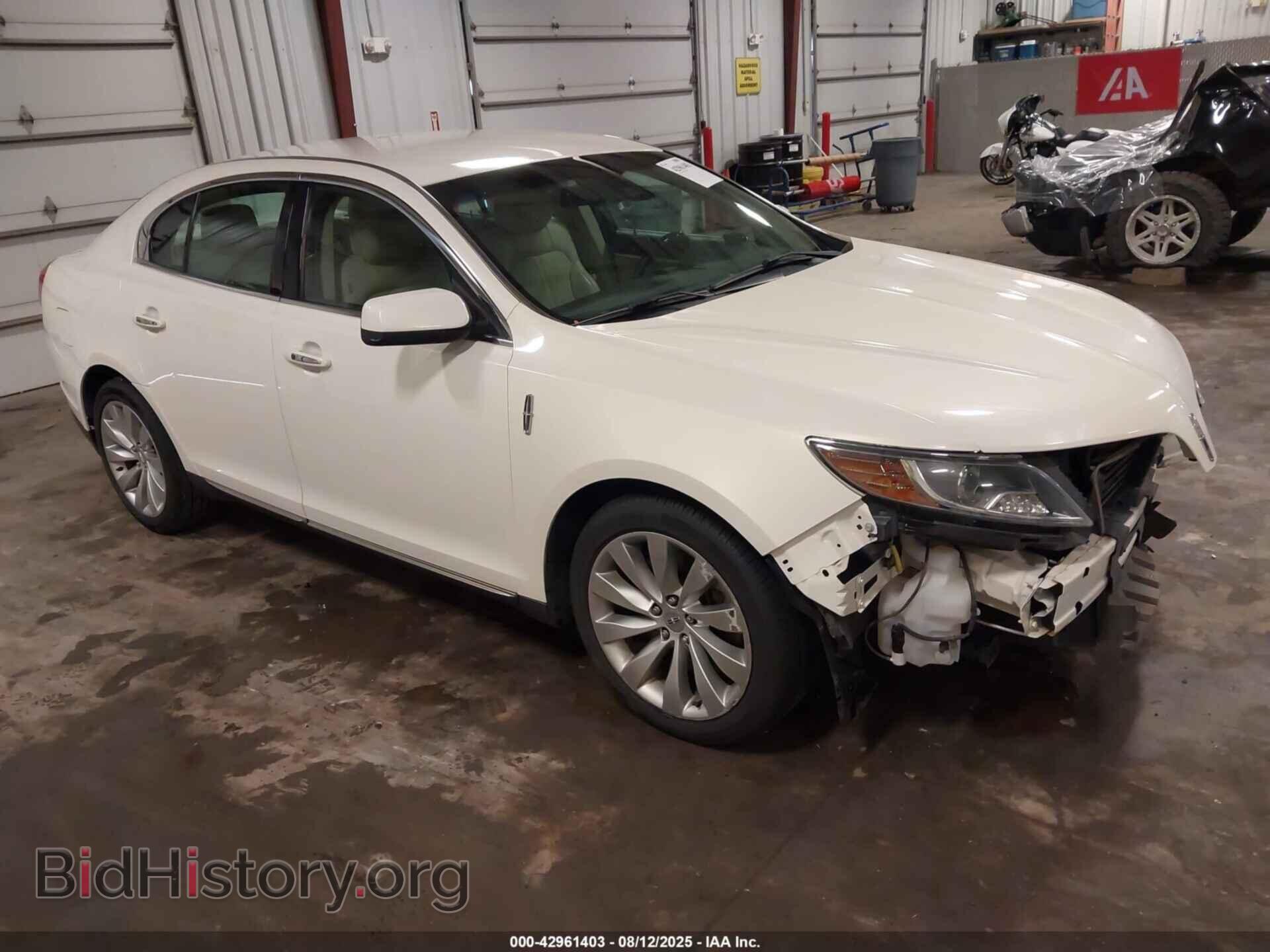 Фотография 1LNHL9DK2DG603860 - LINCOLN MKS 2013