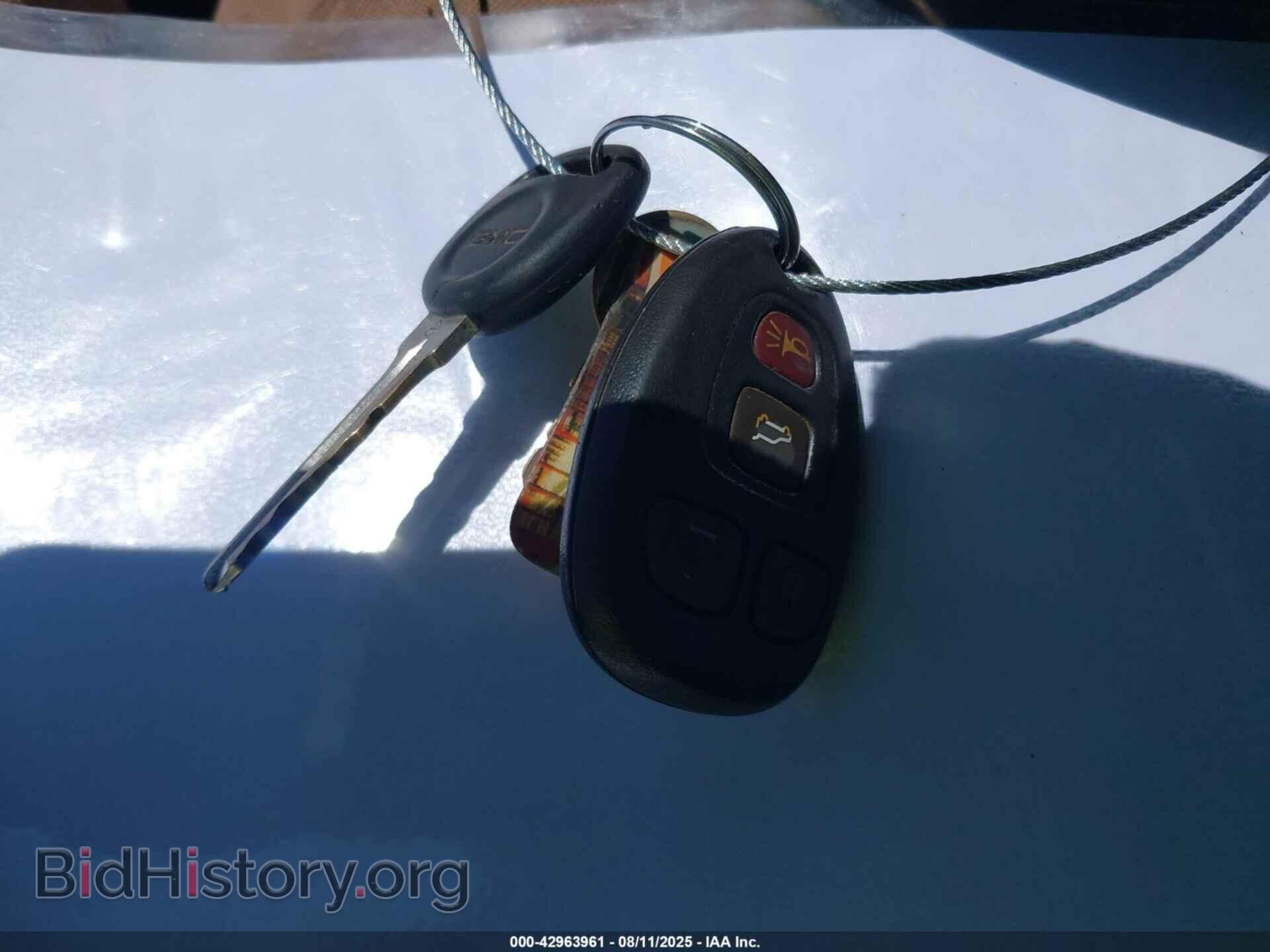 2008 GMC YUKON - VIN: 1GKFC13C38J229926 - Фото 11