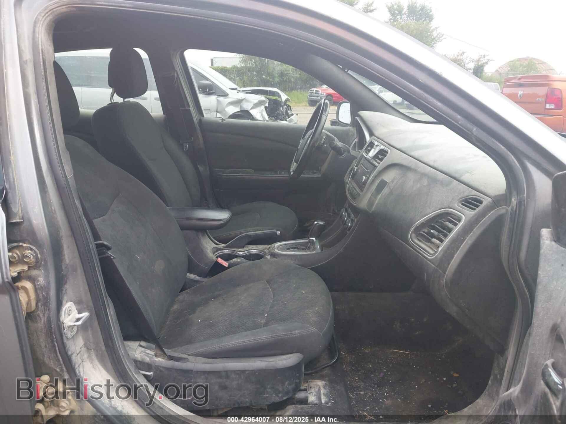 2011 CHRYSLER 200 - VIN: 1C3BC1FB9BN613517 - Фото 5
