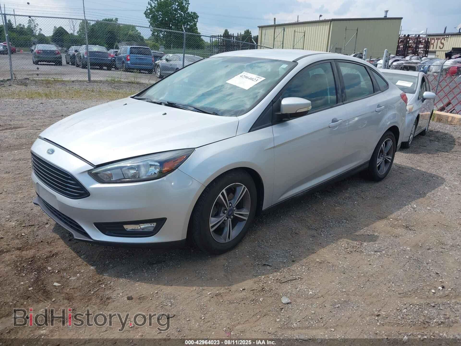 2018 FORD FOCUS - VIN: 1FADP3FE2JL228976 - Фото 2
