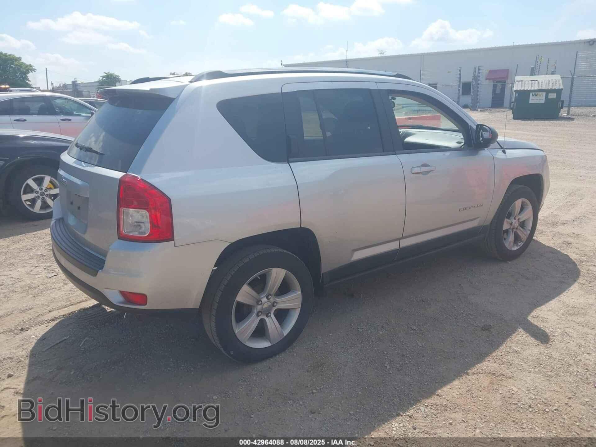 2011 JEEP COMPASS - VIN: 1J4NT1FA2BD224508 - Photo 4