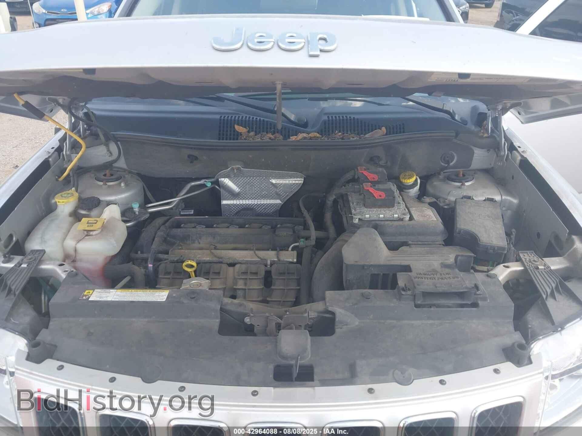 2011 JEEP COMPASS - VIN: 1J4NT1FA2BD224508 - Photo 10