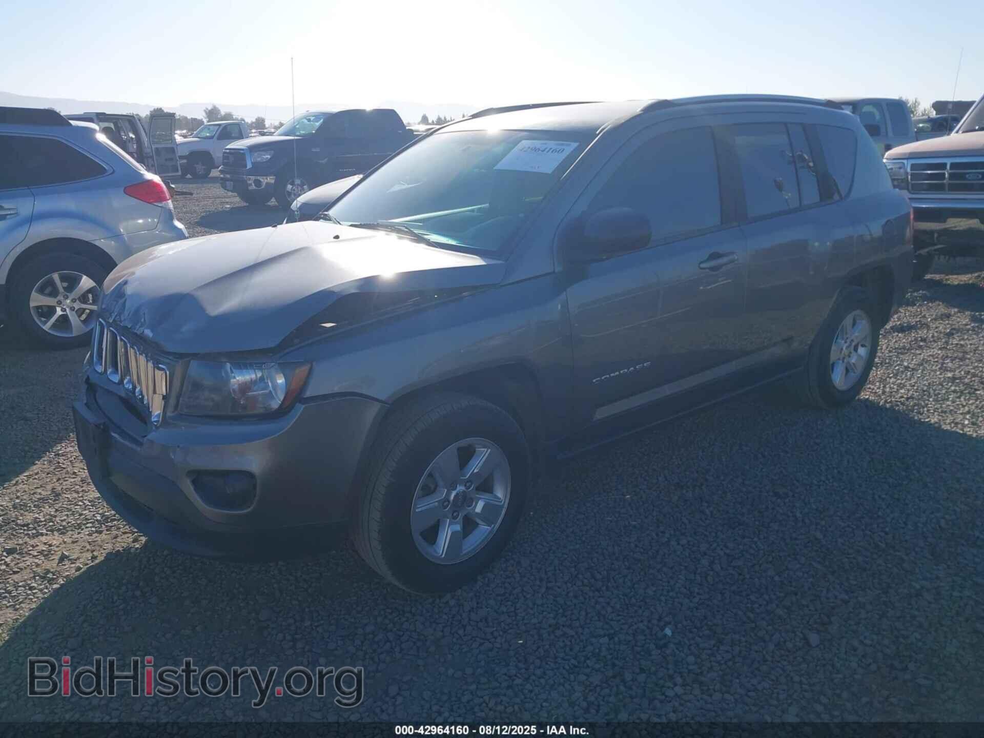 2014 JEEP COMPASS - VIN: 1C4NJCBA8ED617995 - Фото 2