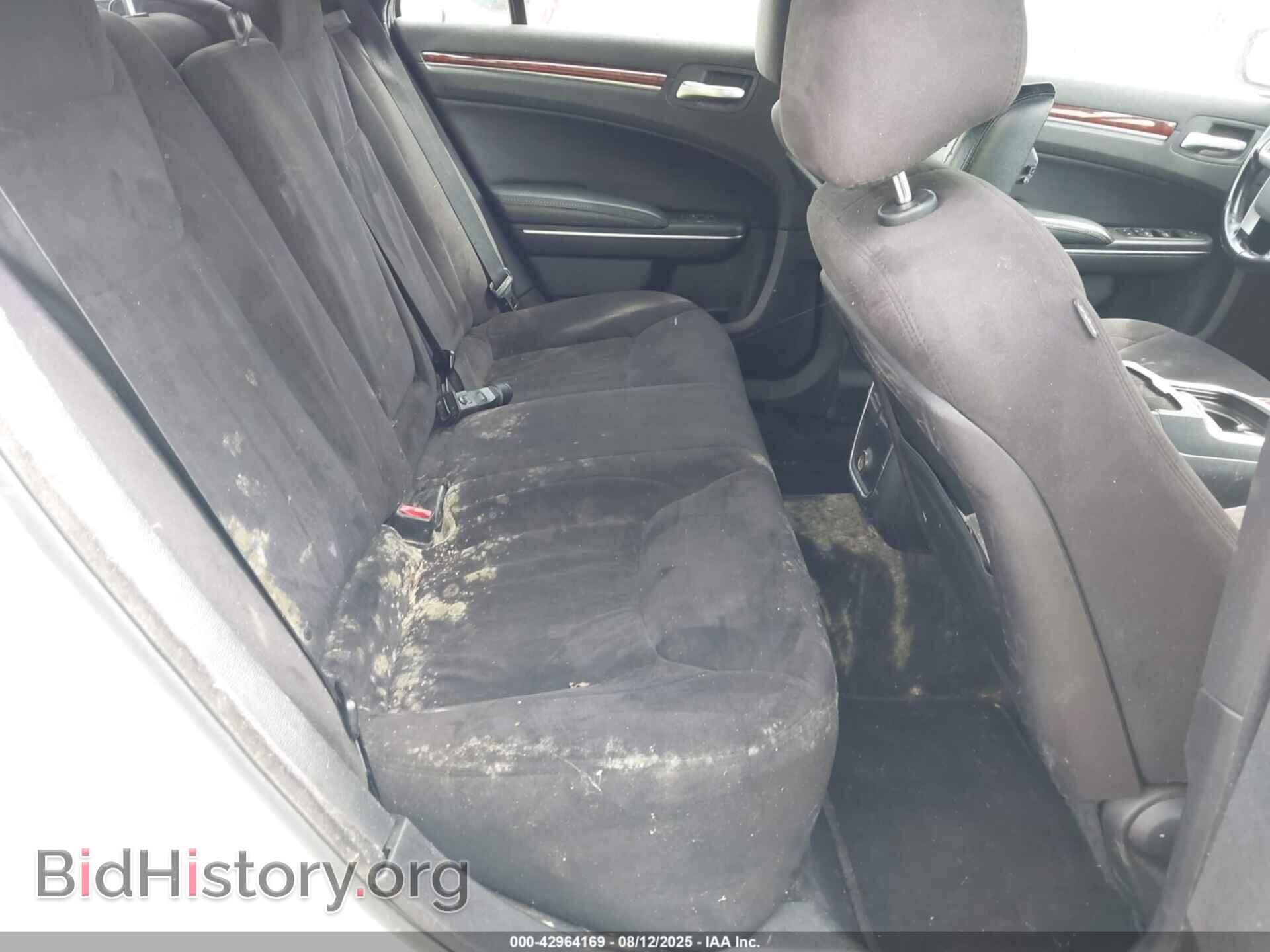 2012 CHRYSLER 300 - VIN: 2C3CCAAG8CH180712 - Фото 8